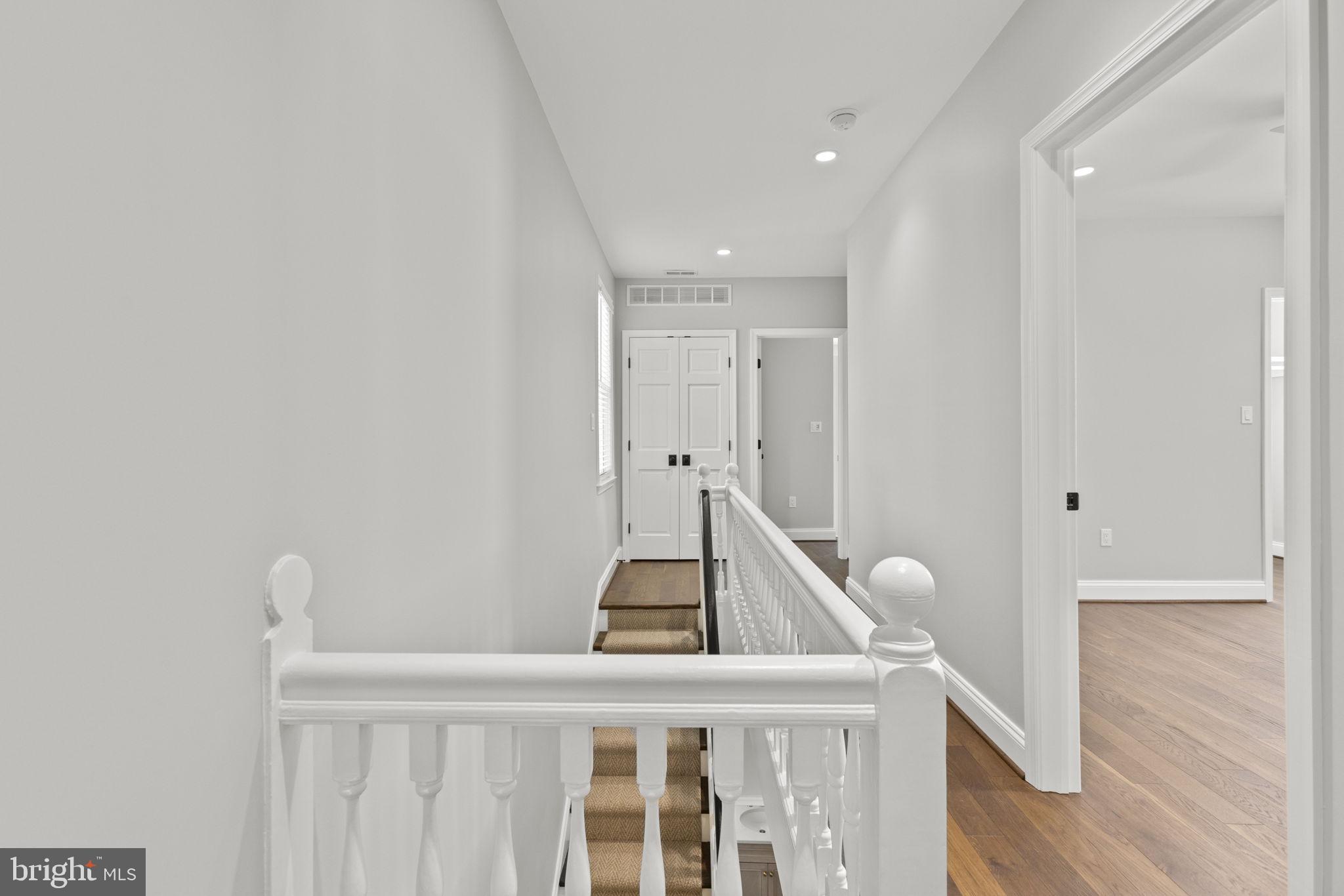 PARKER GRAY - Residential Lease