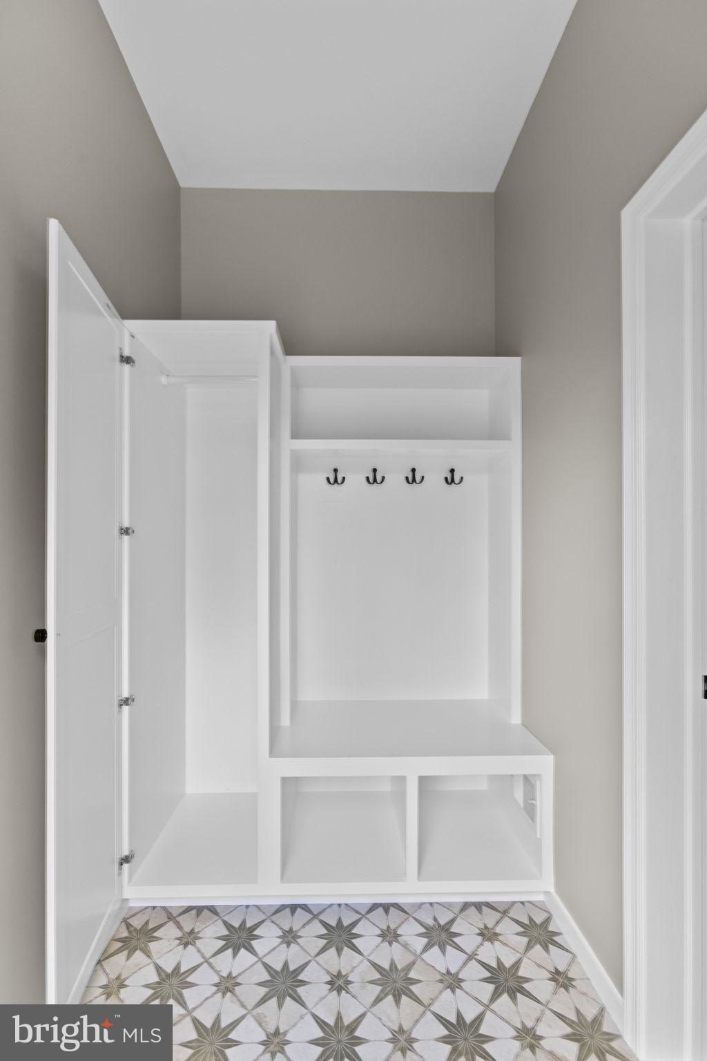 PARKER GRAY - Residential Lease