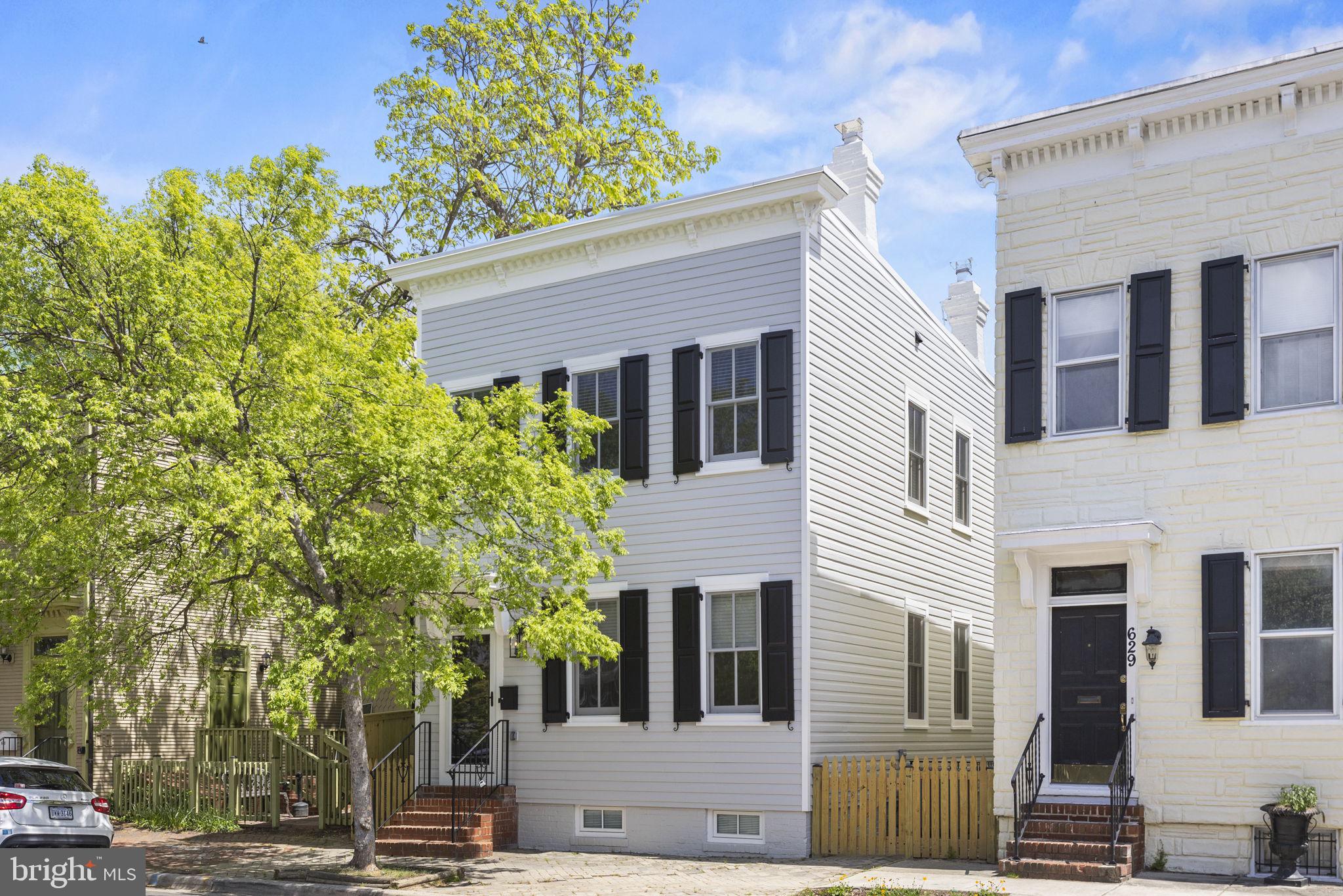 PARKER GRAY - Residential Lease