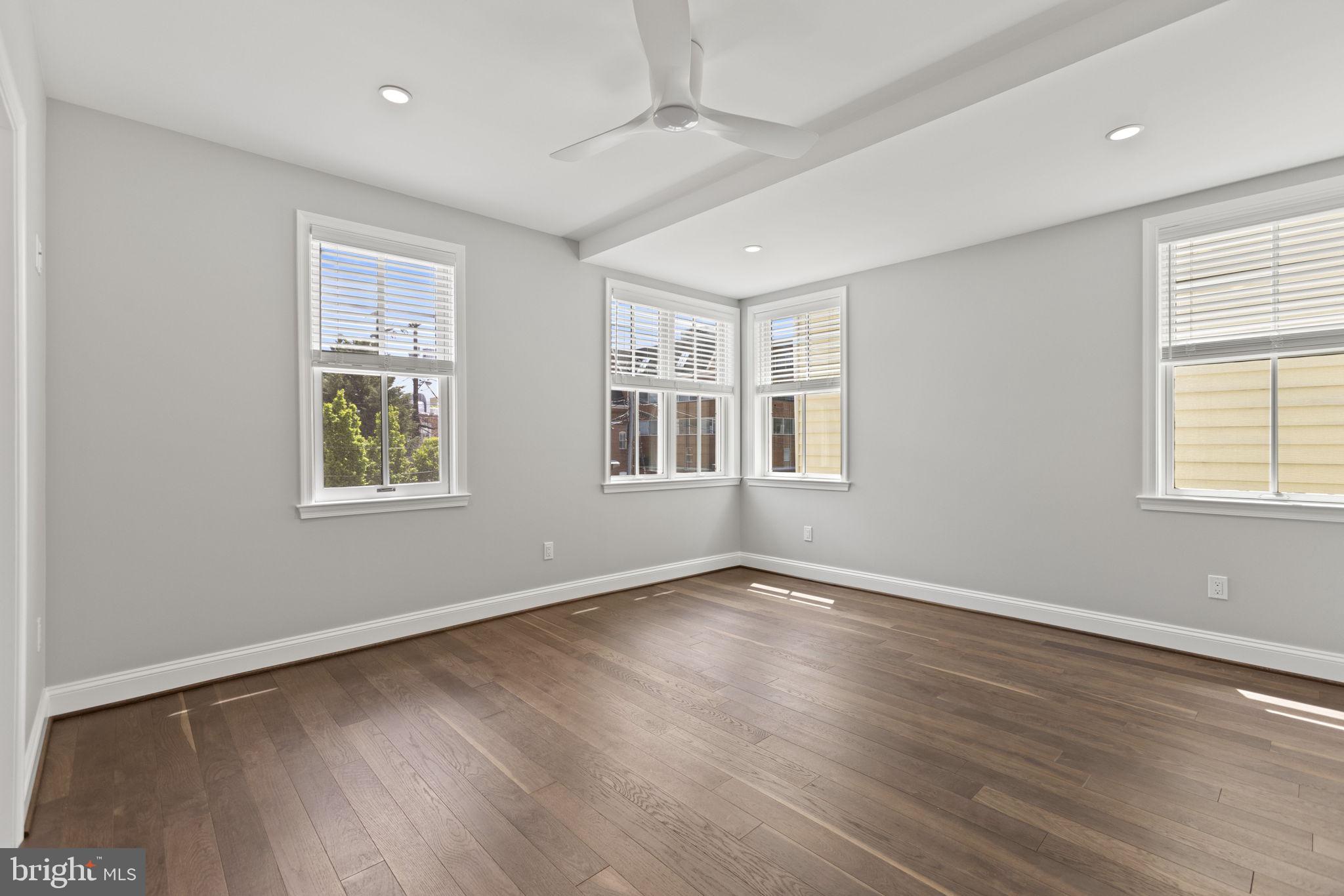 PARKER GRAY - Residential Lease