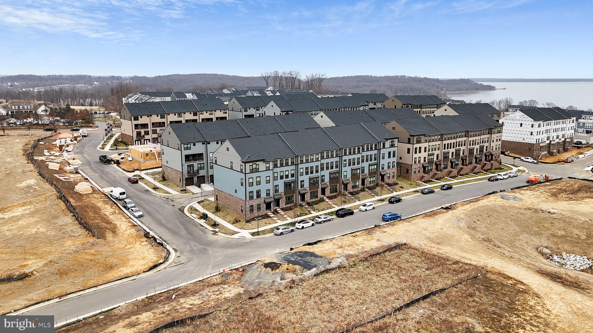 POTOMAC SHORES - Residential Lease