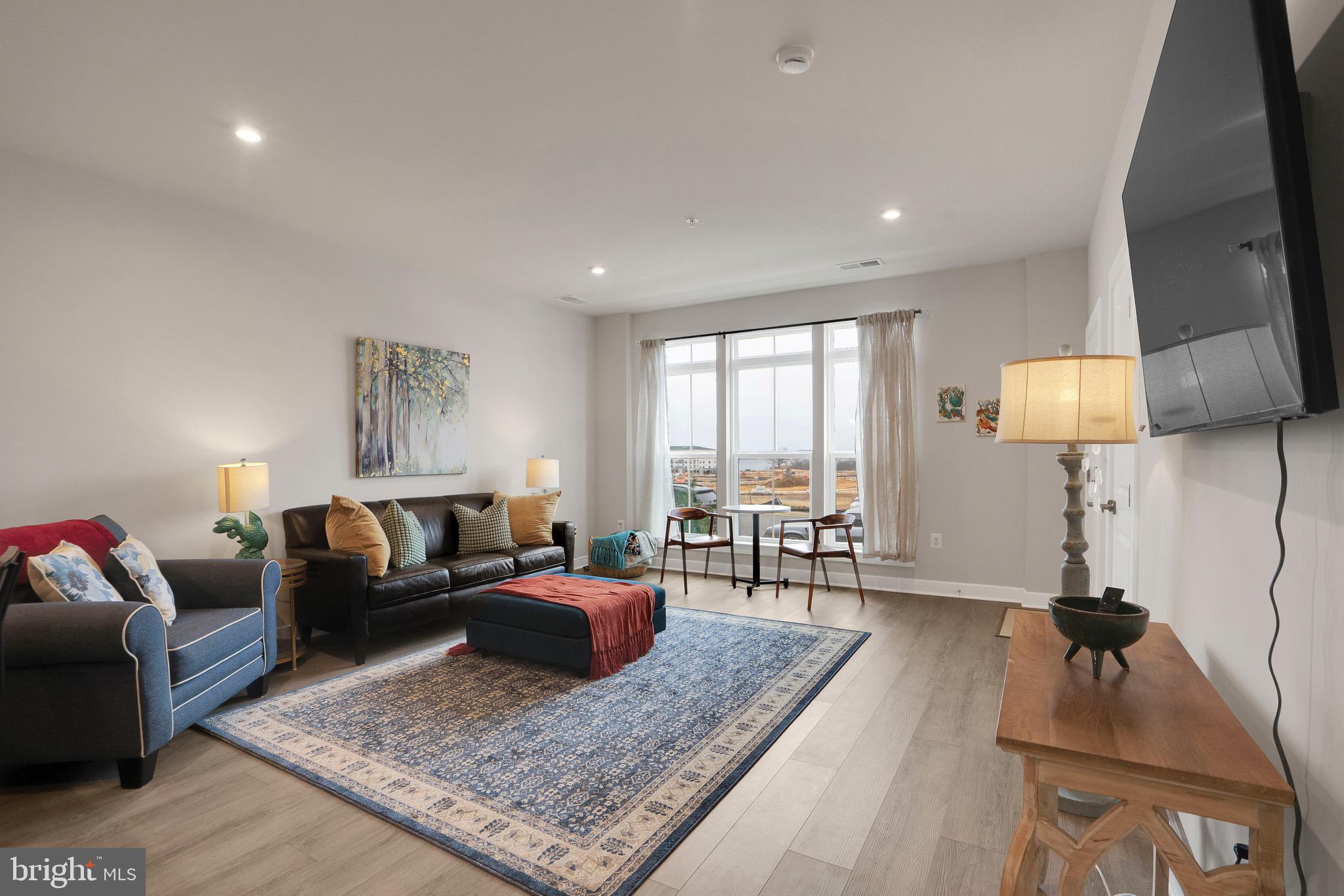 POTOMAC SHORES - Residential Lease