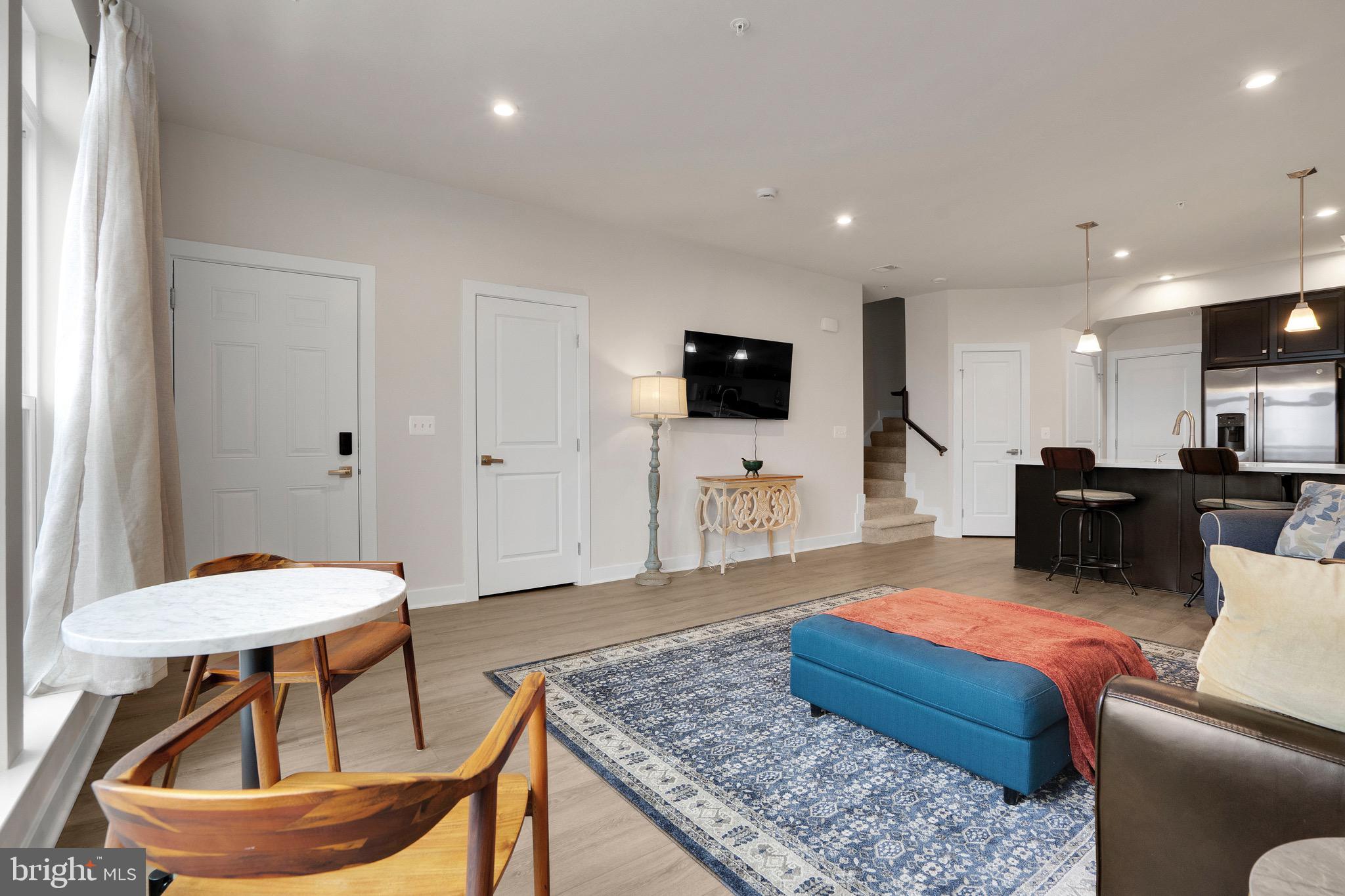 POTOMAC SHORES - Residential Lease