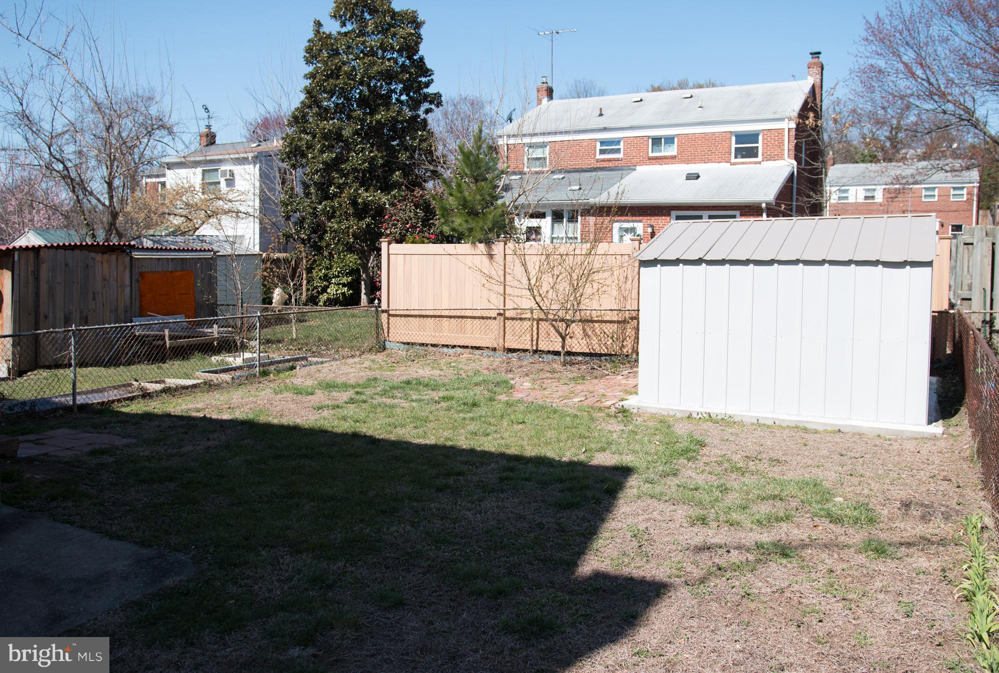 WAKEFIELD - Residential