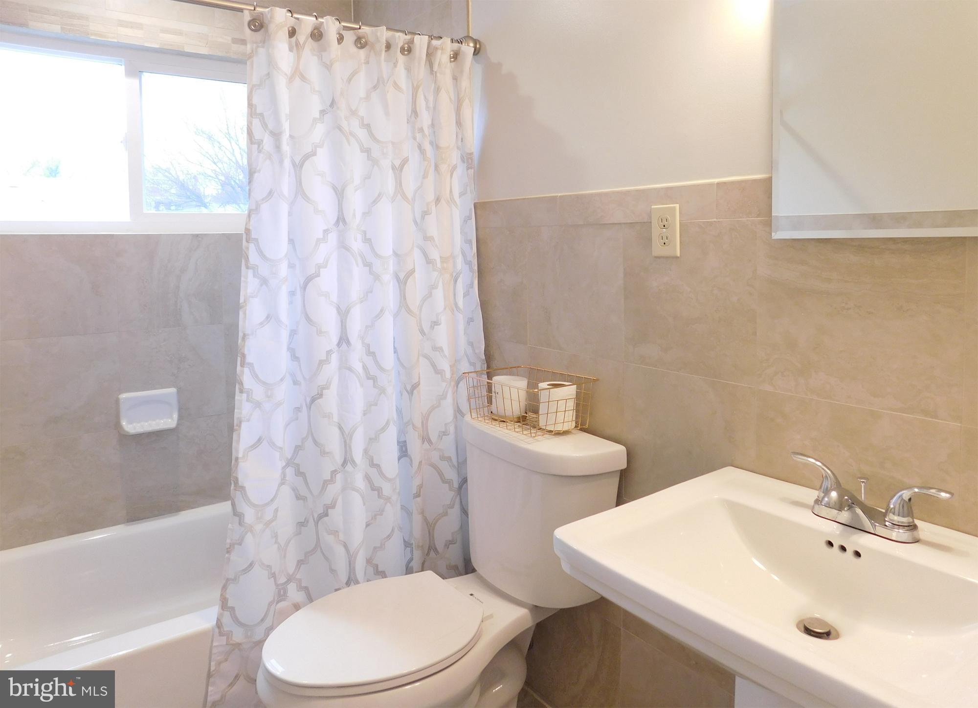 WAKEFIELD - Residential