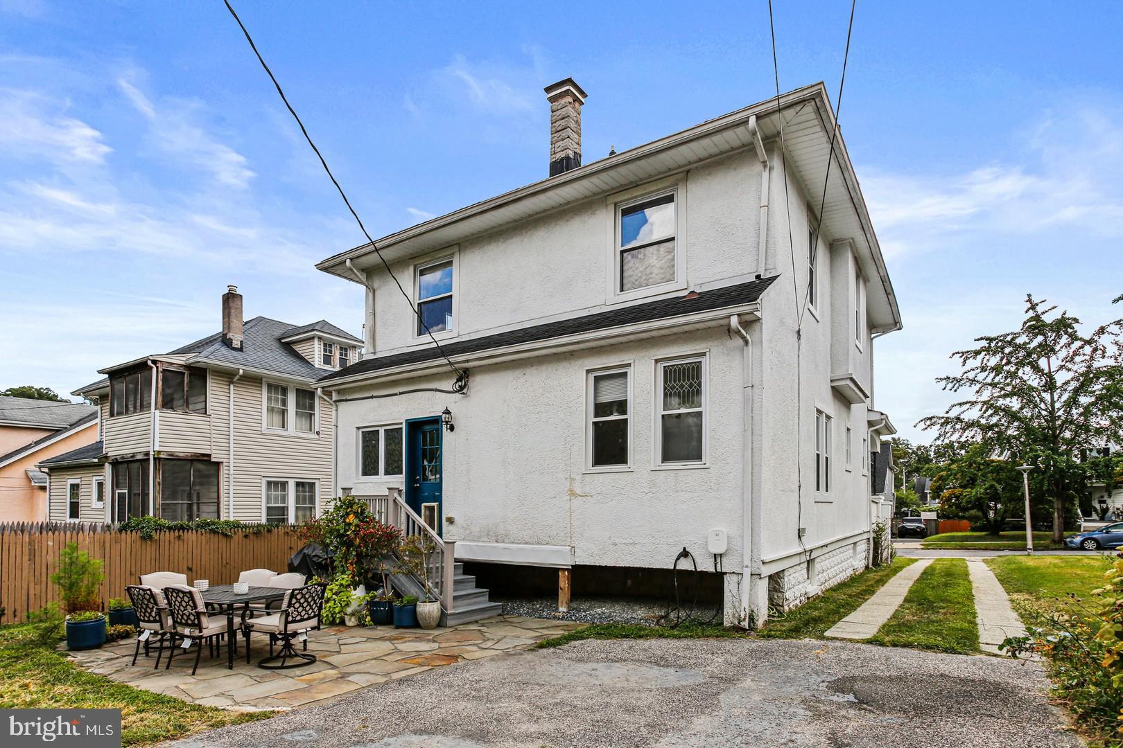 BEVERLY HILLS - Residential