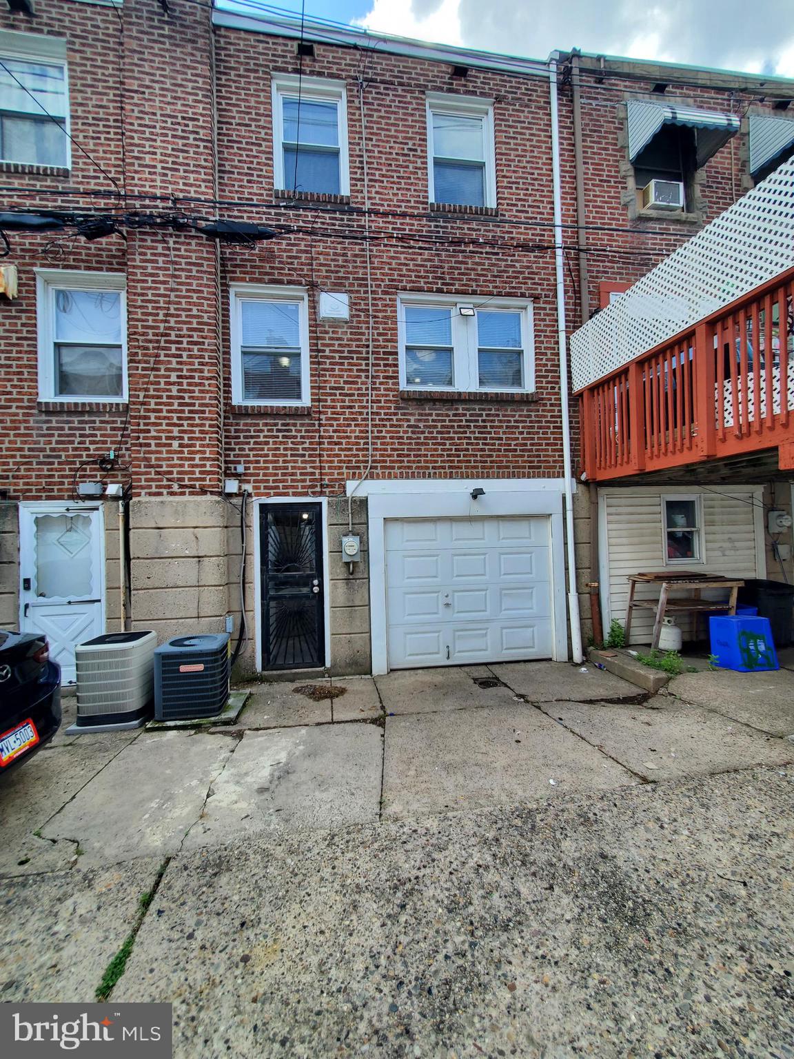 MAYFAIR - Residential