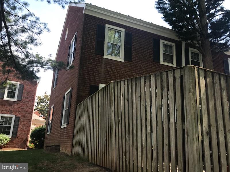 FAIRLINGTON VILLAGES - Residential