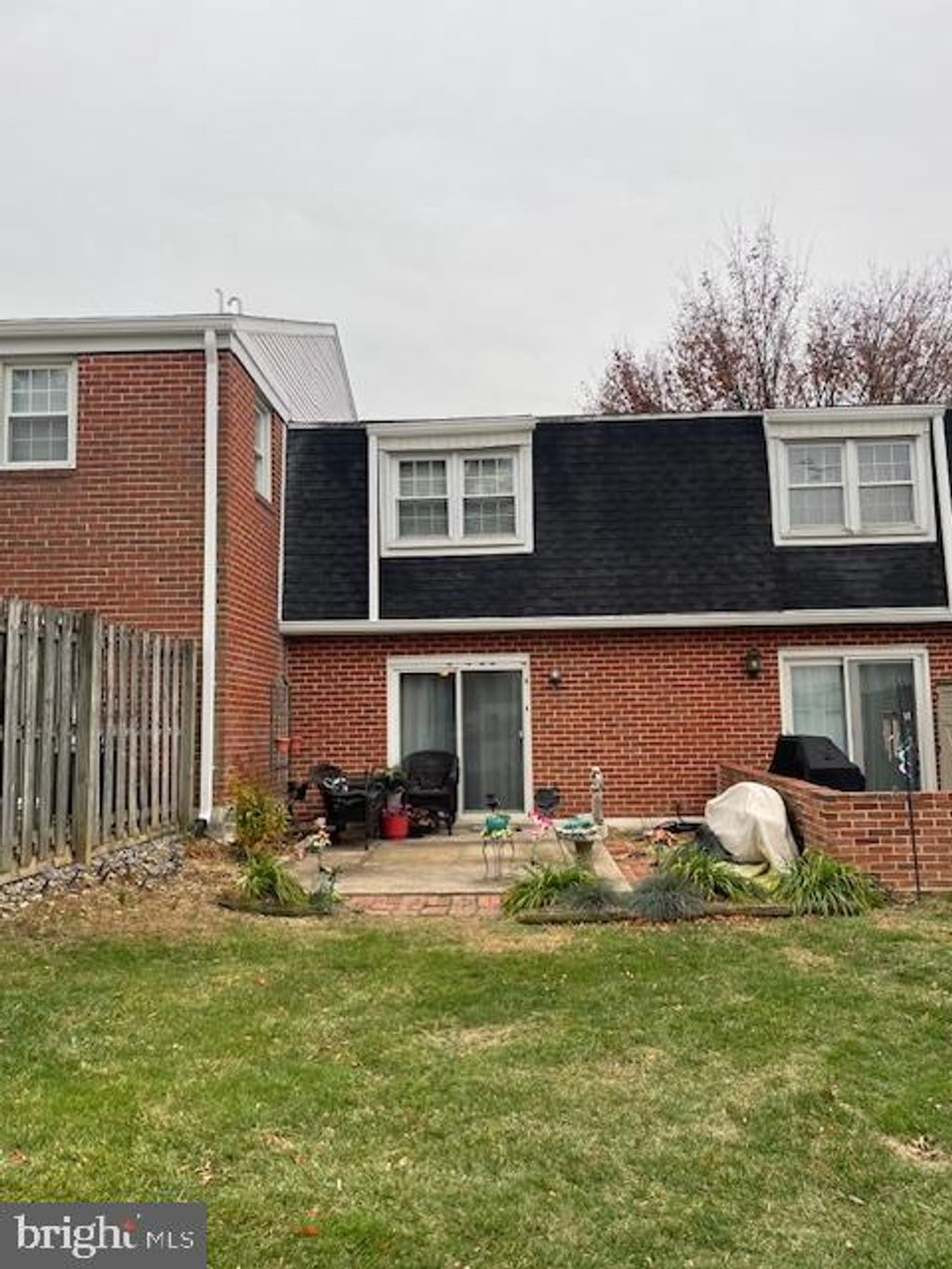 Photo of 627 Colony Drive, YORK, PA 17404 (MLS # PAYK2094432)