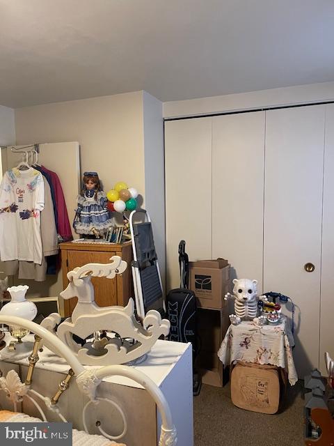 COLONY PARK - Residential