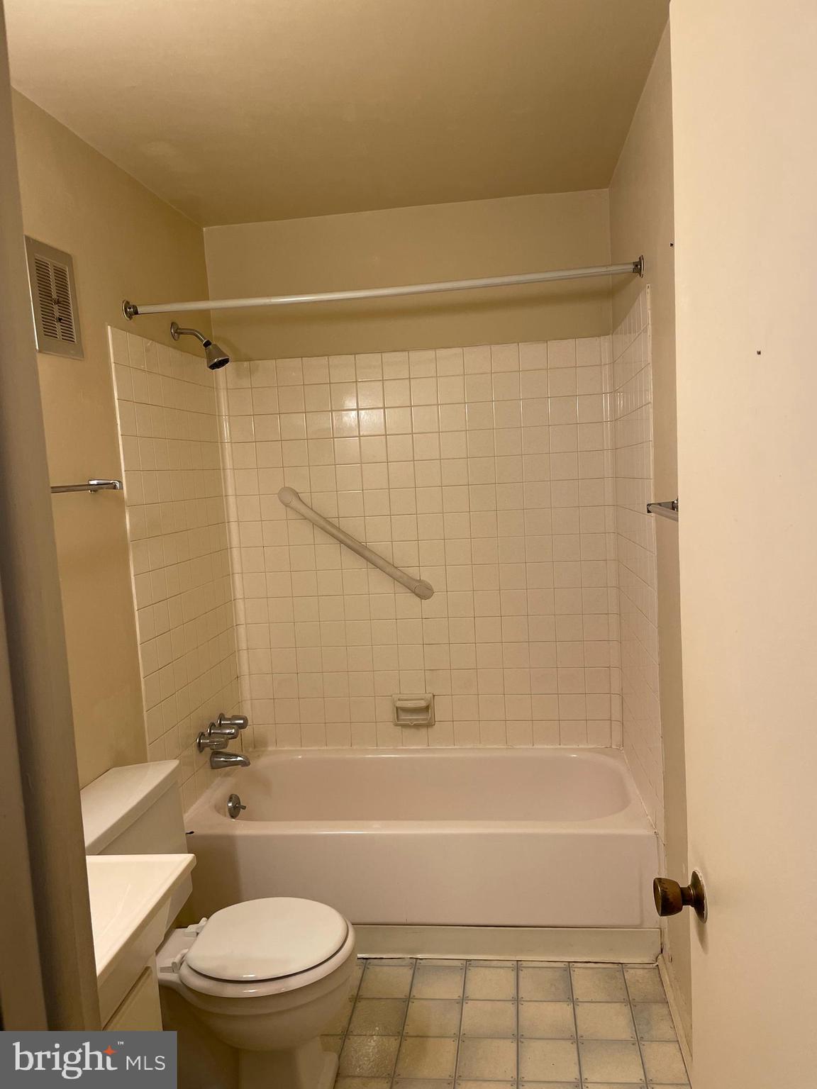 COLONY PARK - Residential