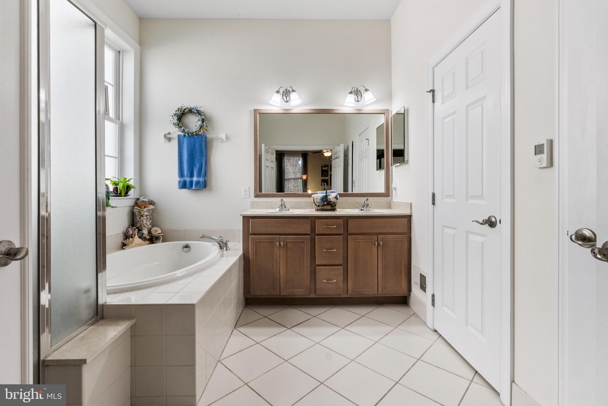 MEADOW GLEN - Residential