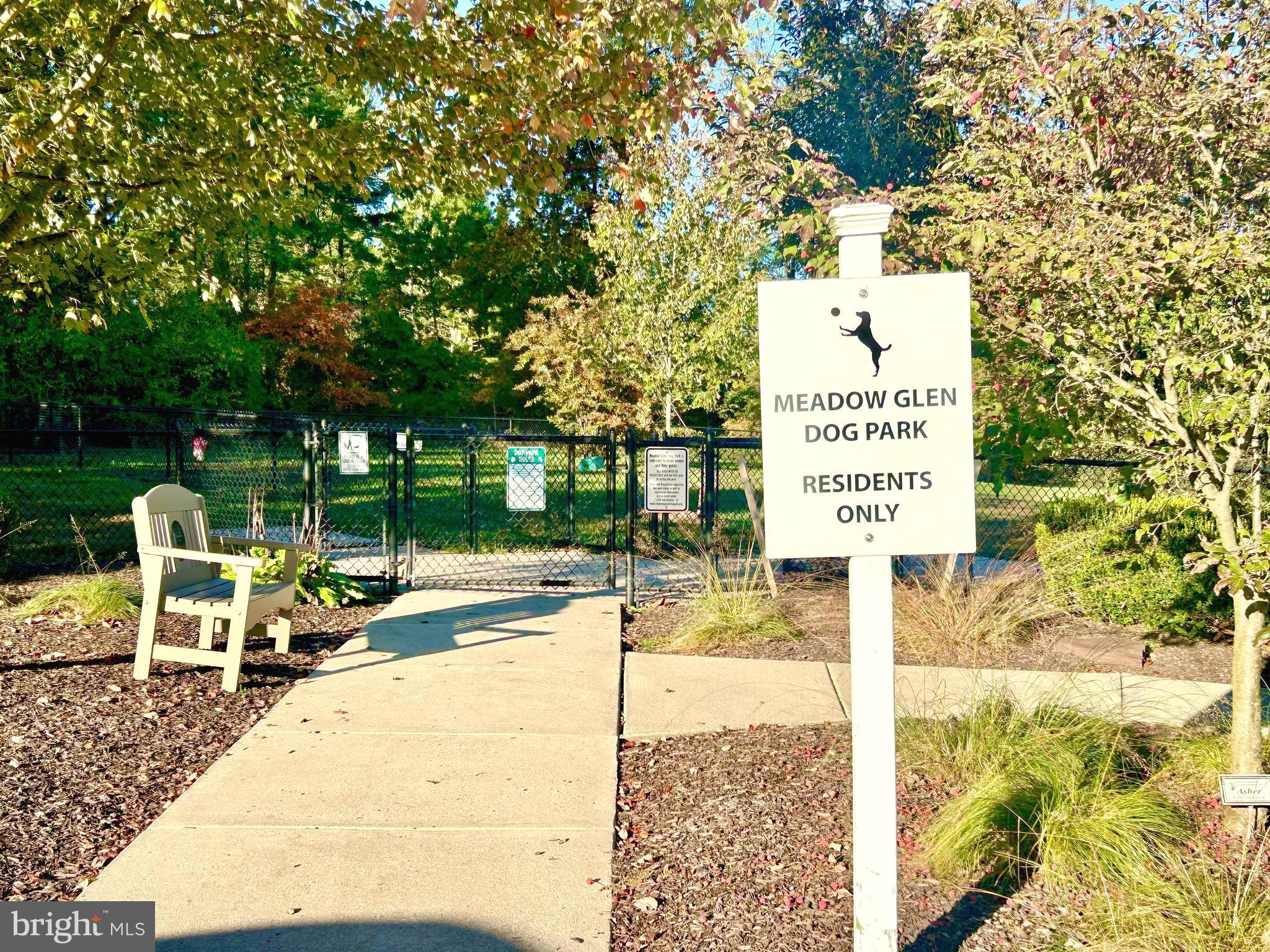 MEADOW GLEN - Residential