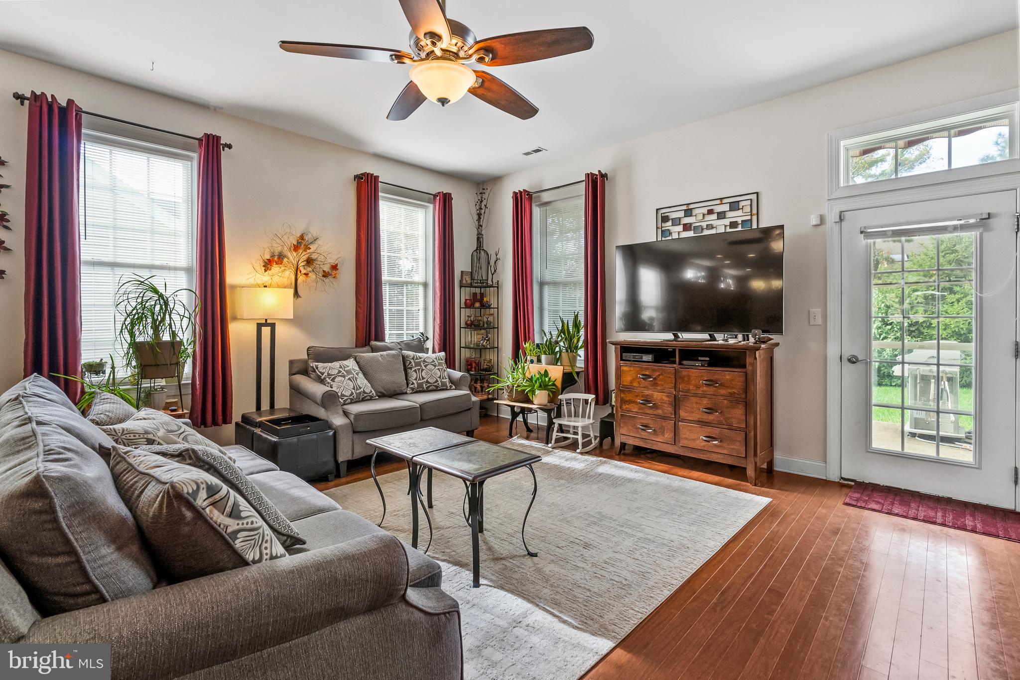 MEADOW GLEN - Residential