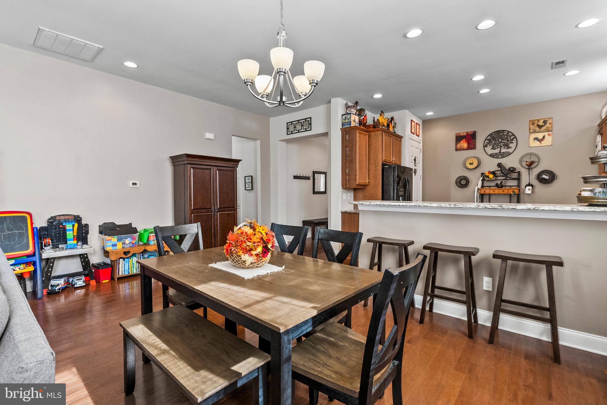 MEADOW GLEN - Residential