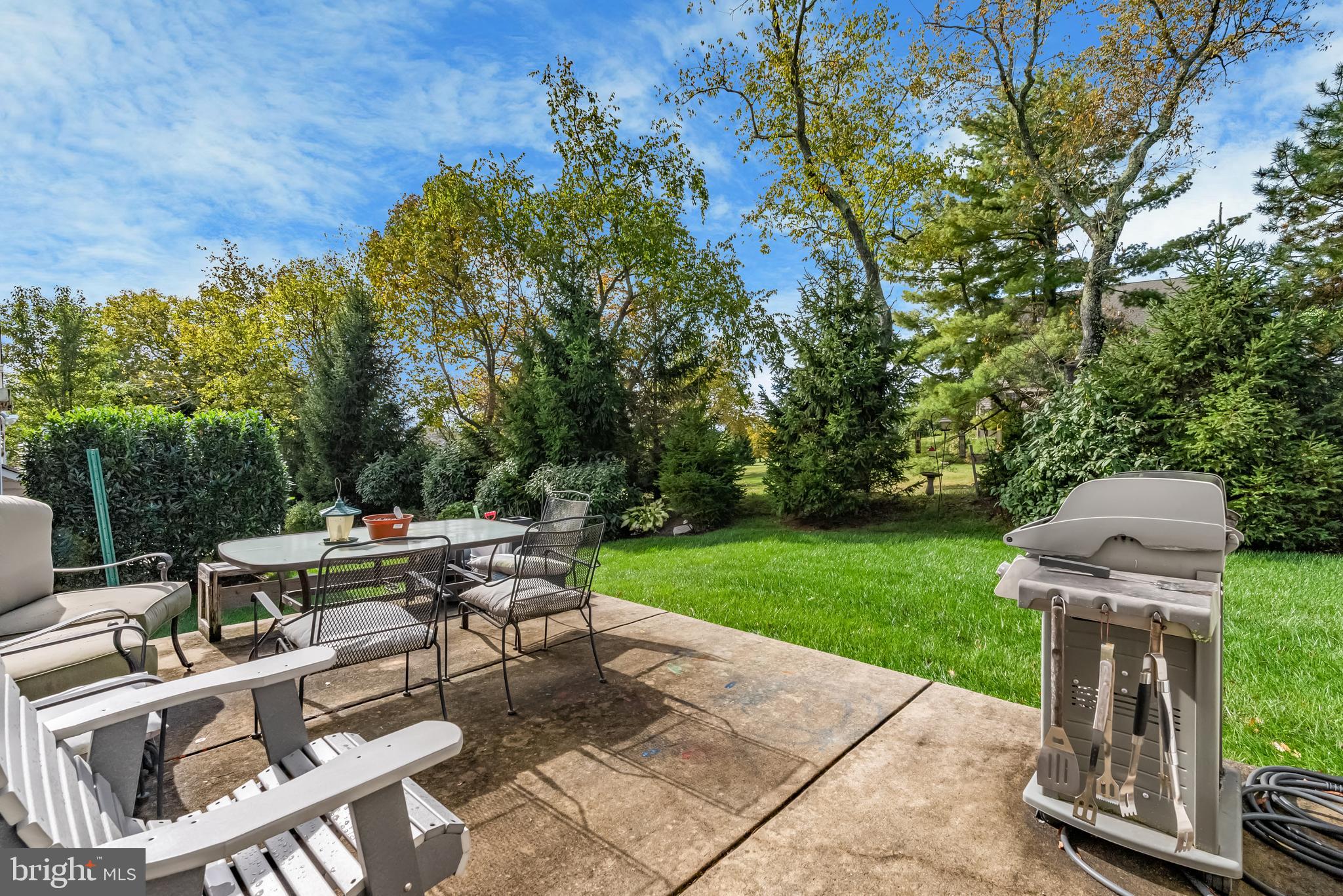 MEADOW GLEN - Residential