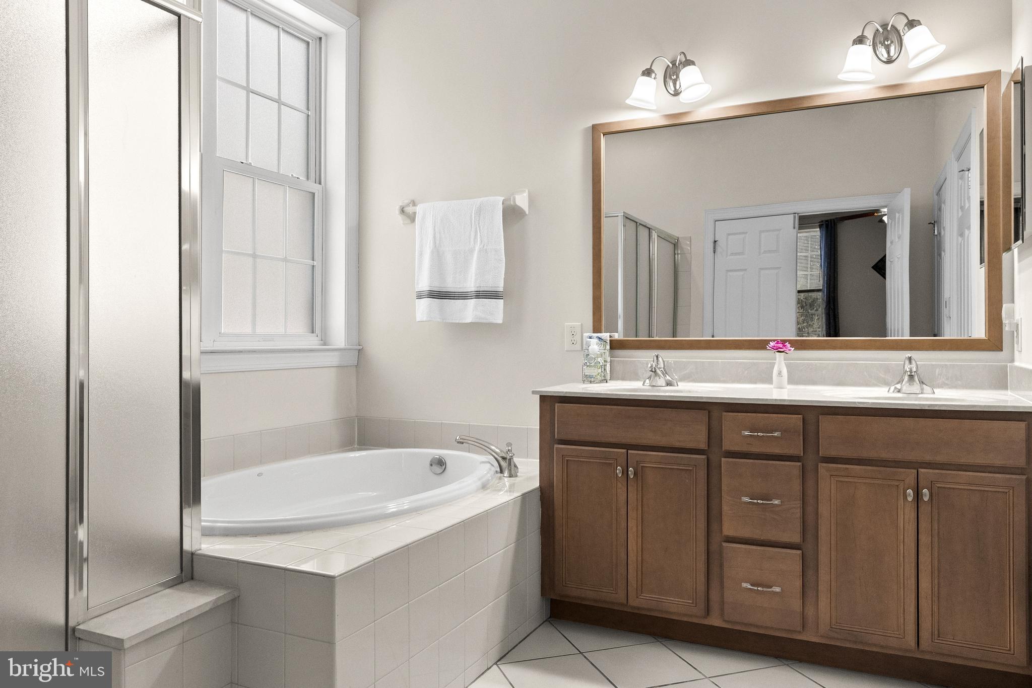 MEADOW GLEN - Residential