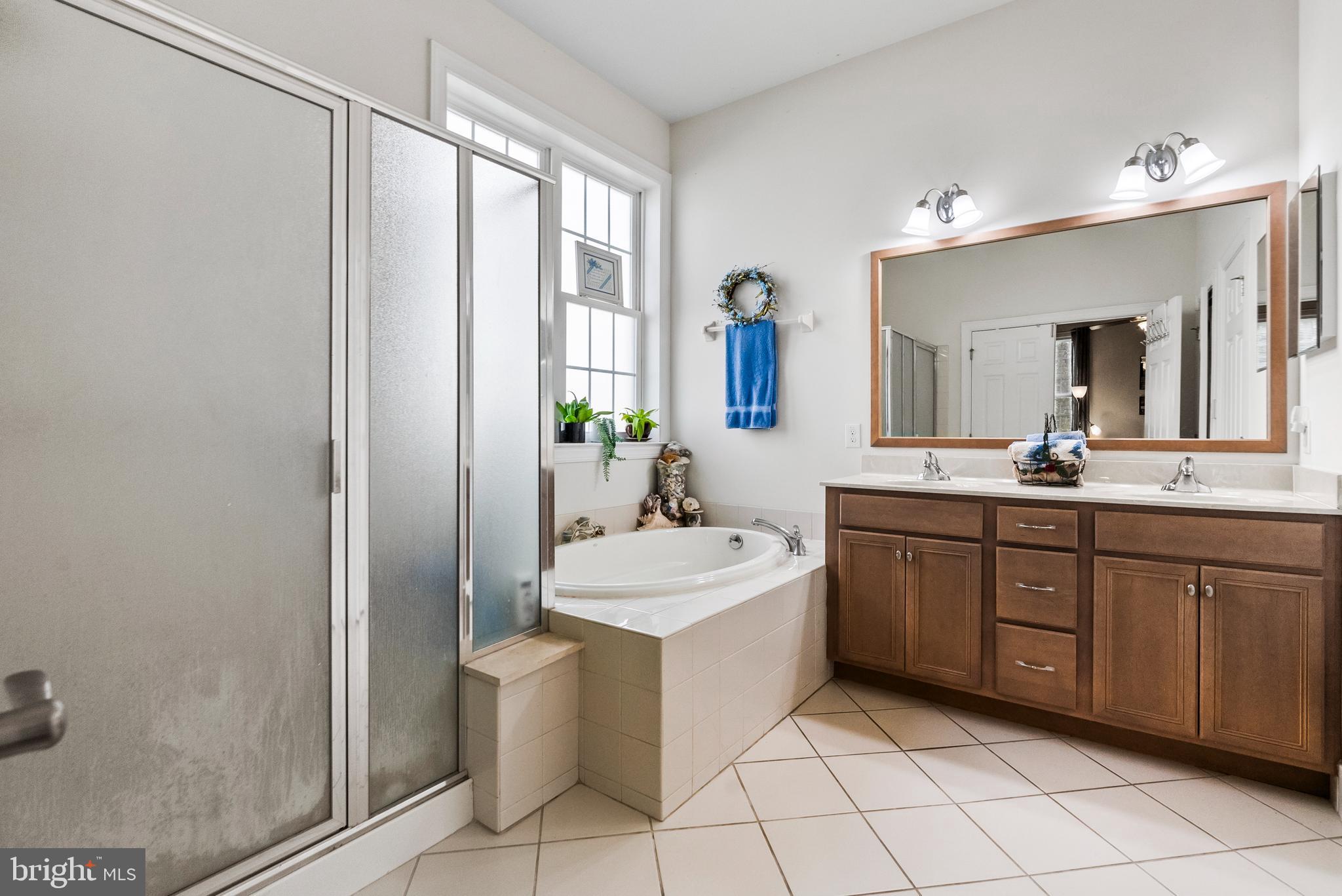 MEADOW GLEN - Residential