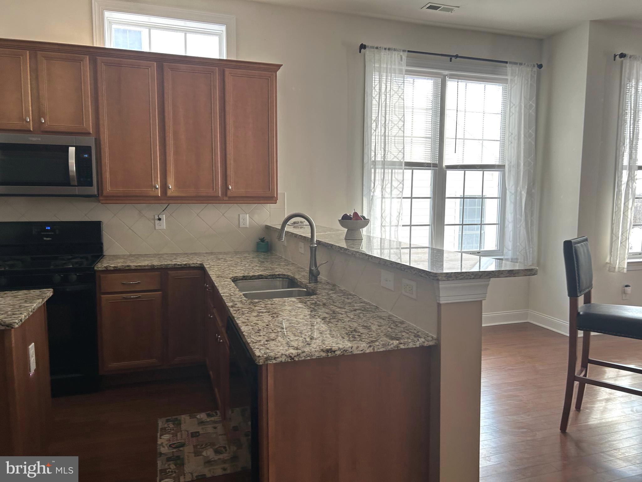 MEADOW GLEN - Residential