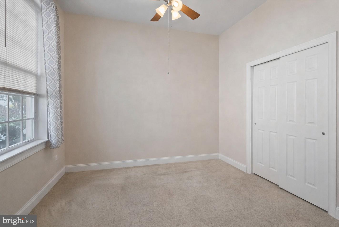 MEADOW GLEN - Residential