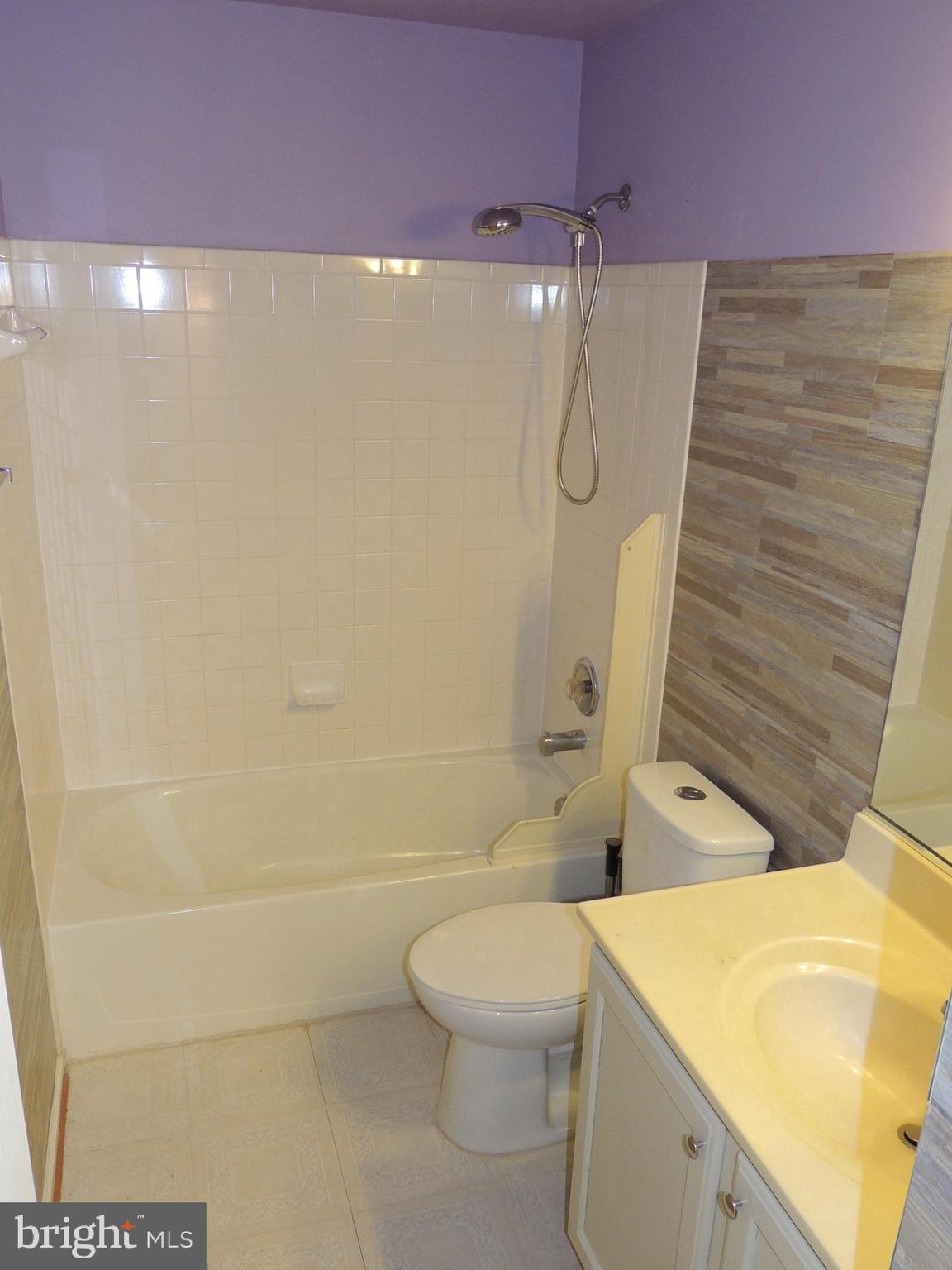 CLOISTERS OF FAIRFAX - Residential Lease