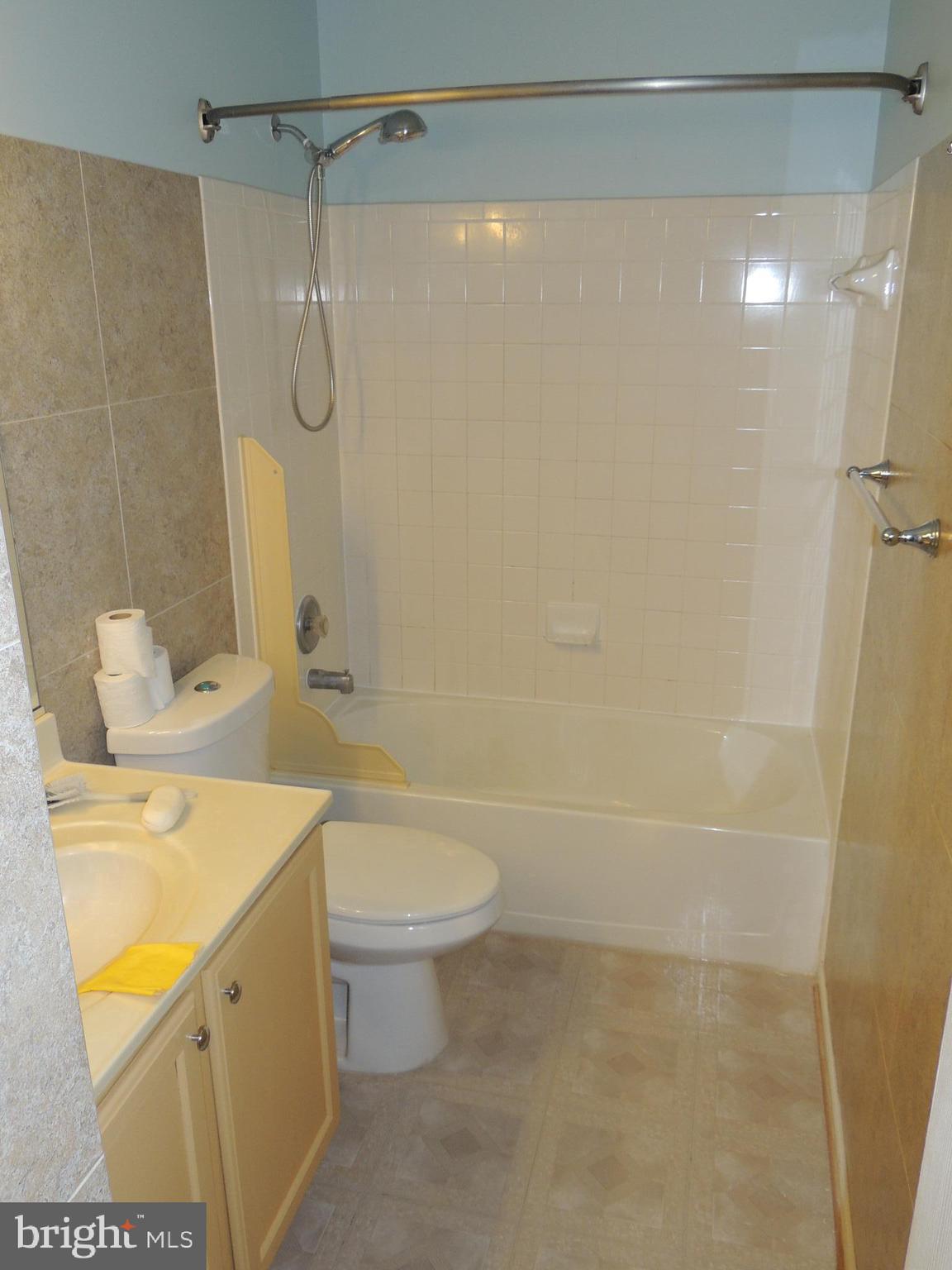 CLOISTERS OF FAIRFAX - Residential Lease