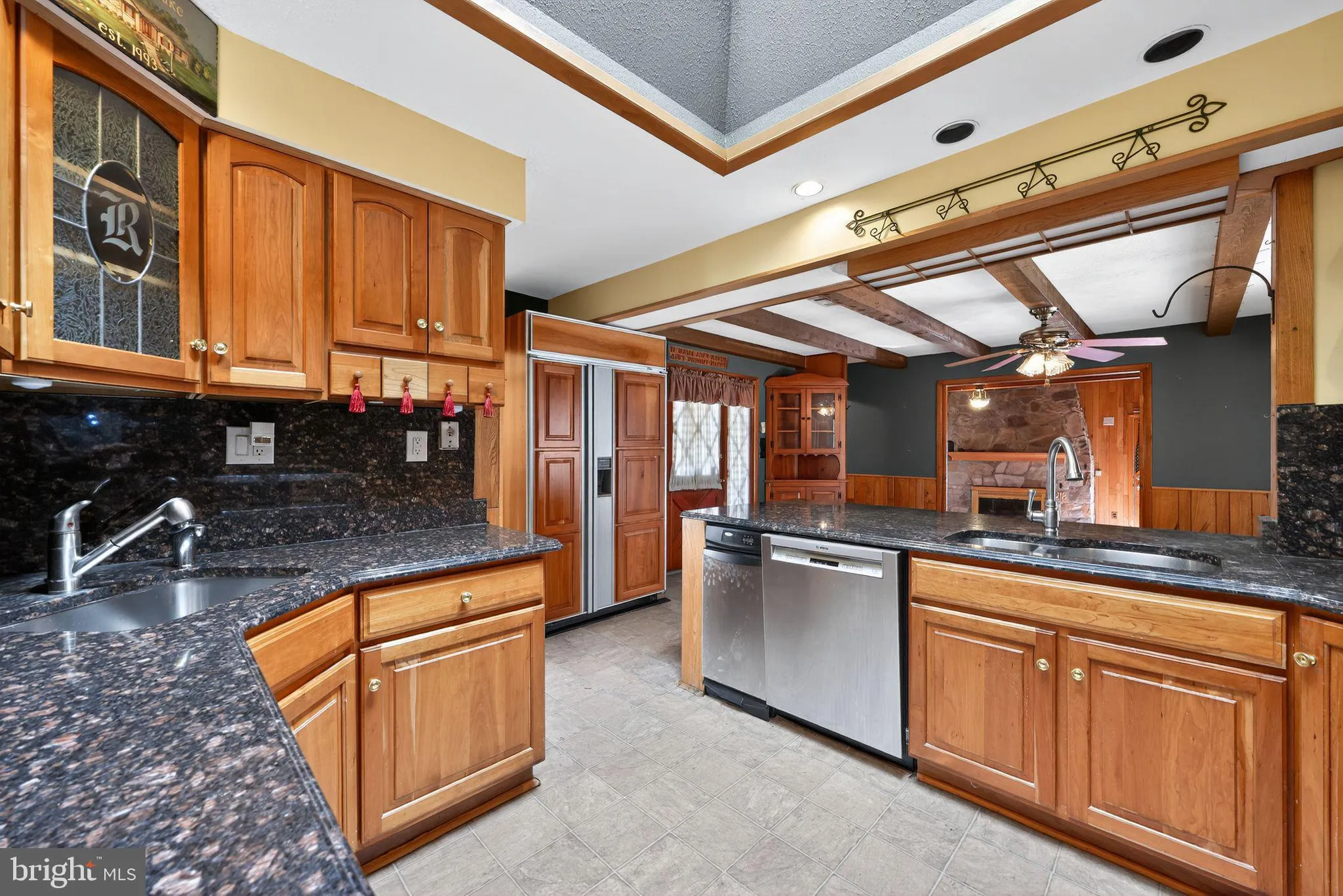 Somerdale, New Jersey 08083, United States, 2 Bedrooms Bedrooms, ,3 BathroomsBathrooms,Residential,Active,245451