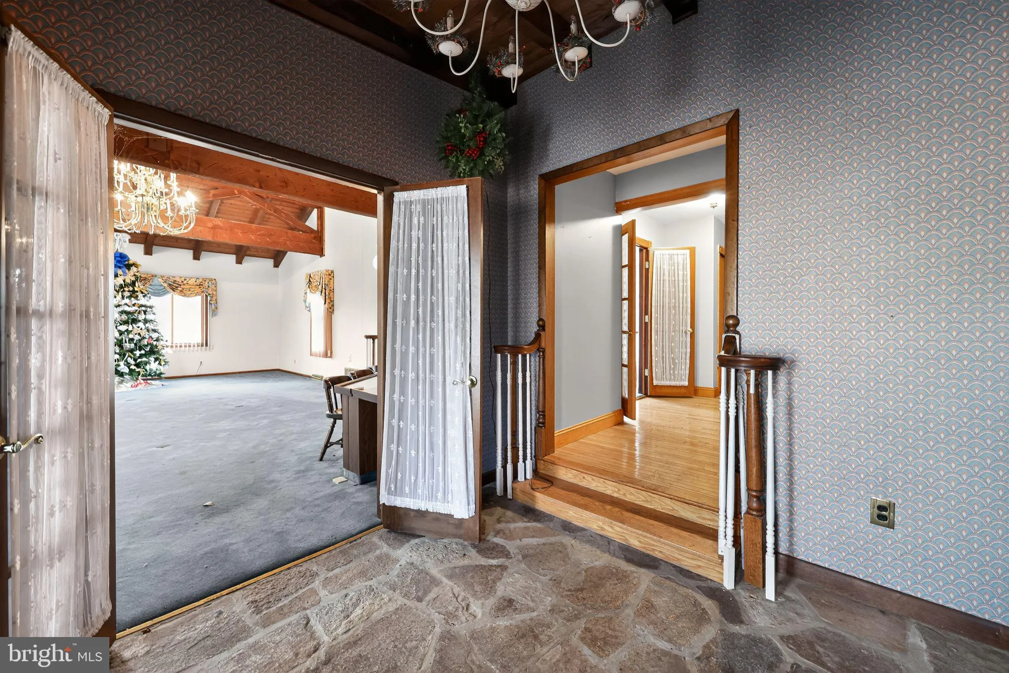 Somerdale, New Jersey 08083, United States, 2 Bedrooms Bedrooms, ,3 BathroomsBathrooms,Residential,Active,245451