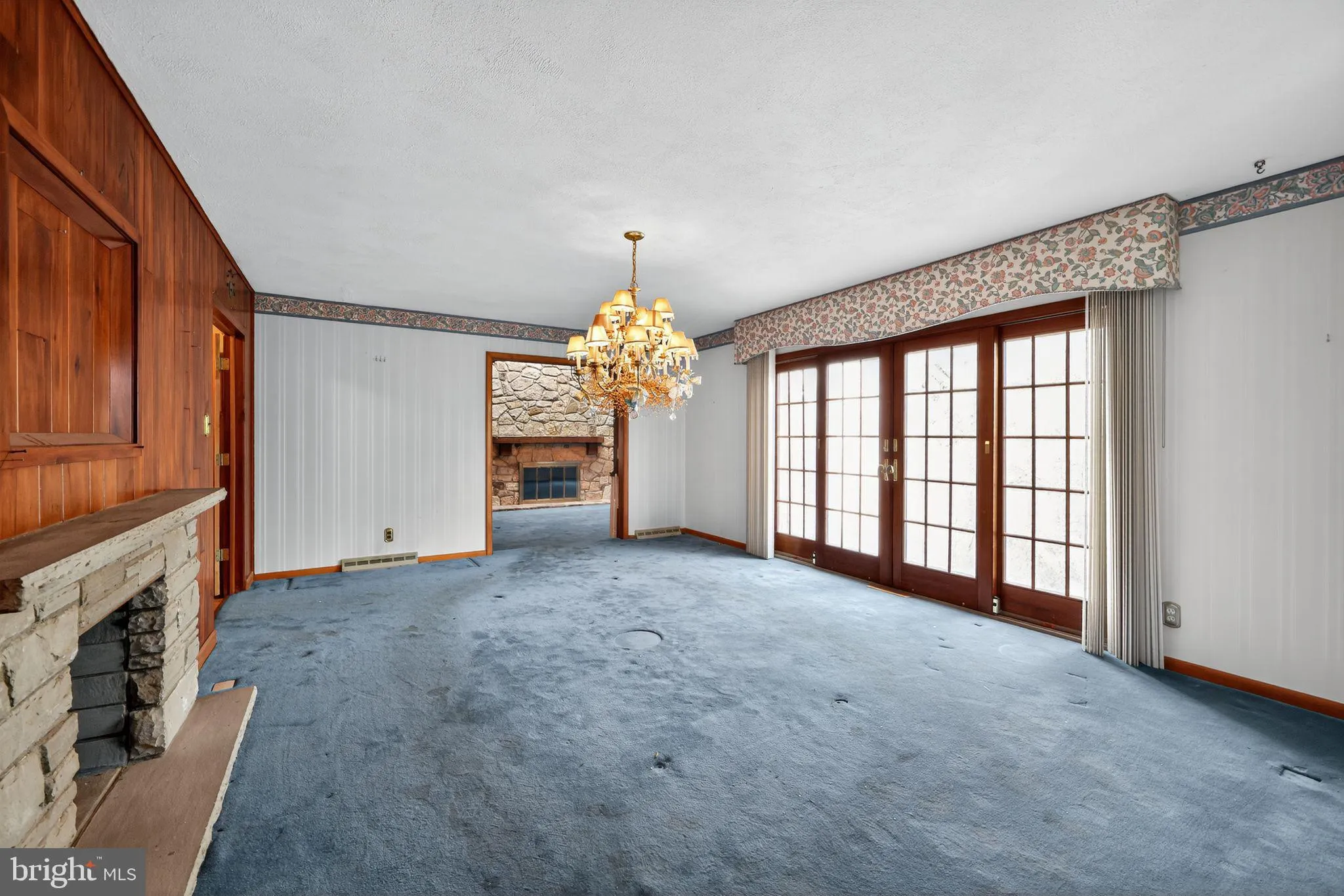 Somerdale, New Jersey 08083, United States, 2 Bedrooms Bedrooms, ,3 BathroomsBathrooms,Residential,Active,245451