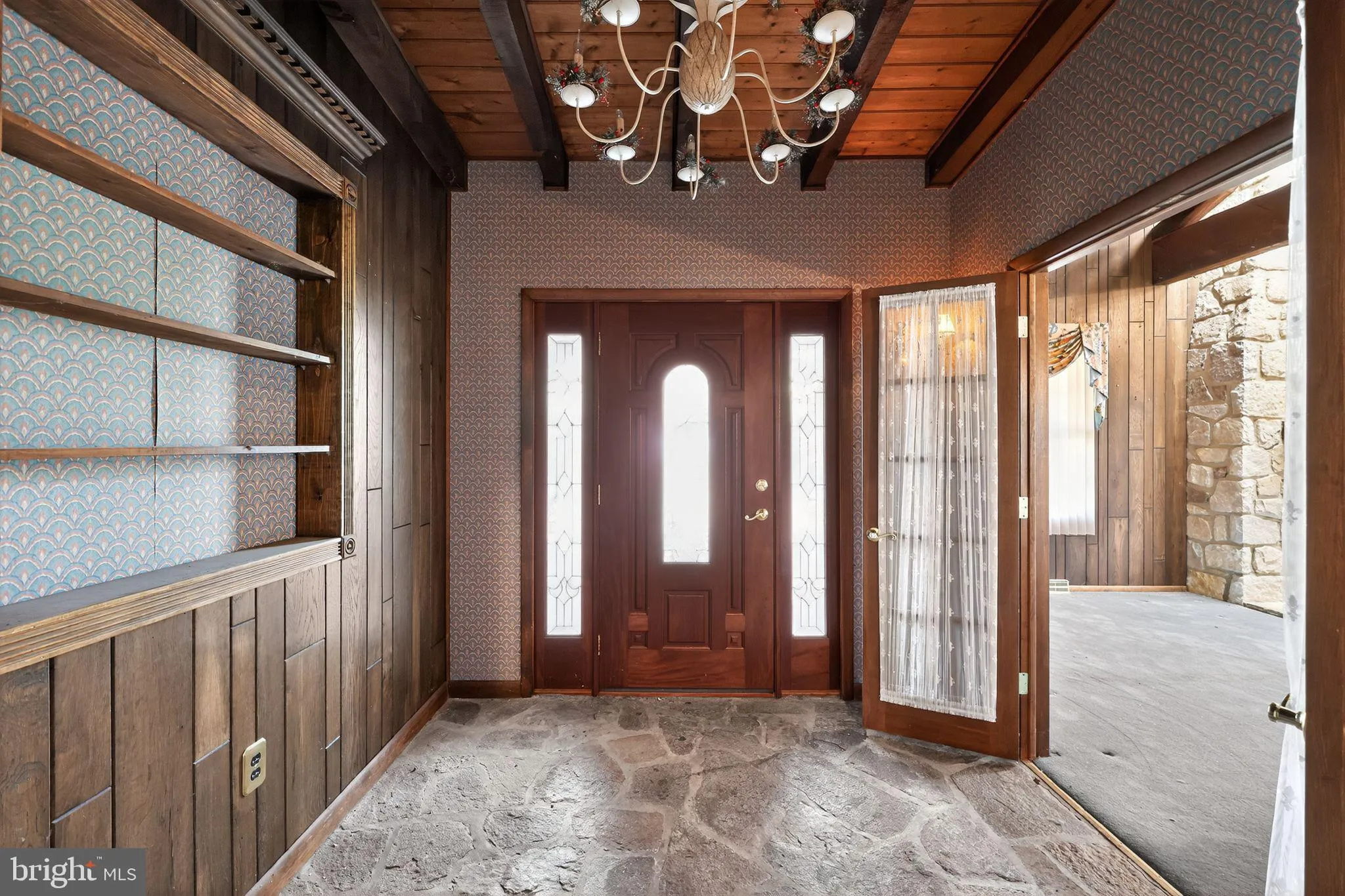 Somerdale, New Jersey 08083, United States, 2 Bedrooms Bedrooms, ,3 BathroomsBathrooms,Residential,Active,245451