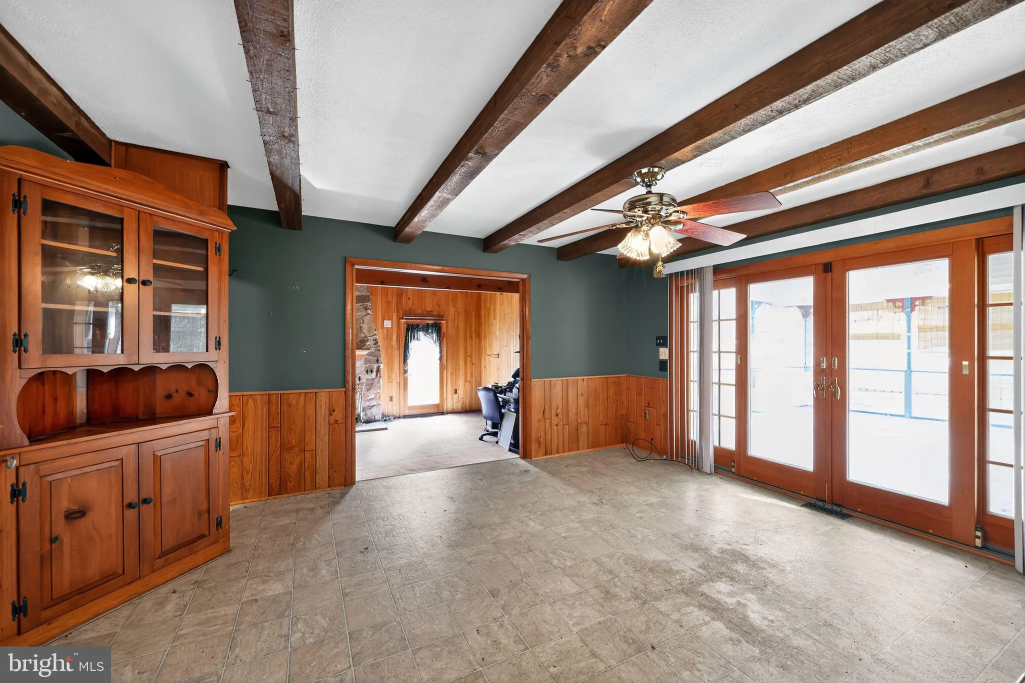 Somerdale, New Jersey 08083, United States, 2 Bedrooms Bedrooms, ,3 BathroomsBathrooms,Residential,Active,245451