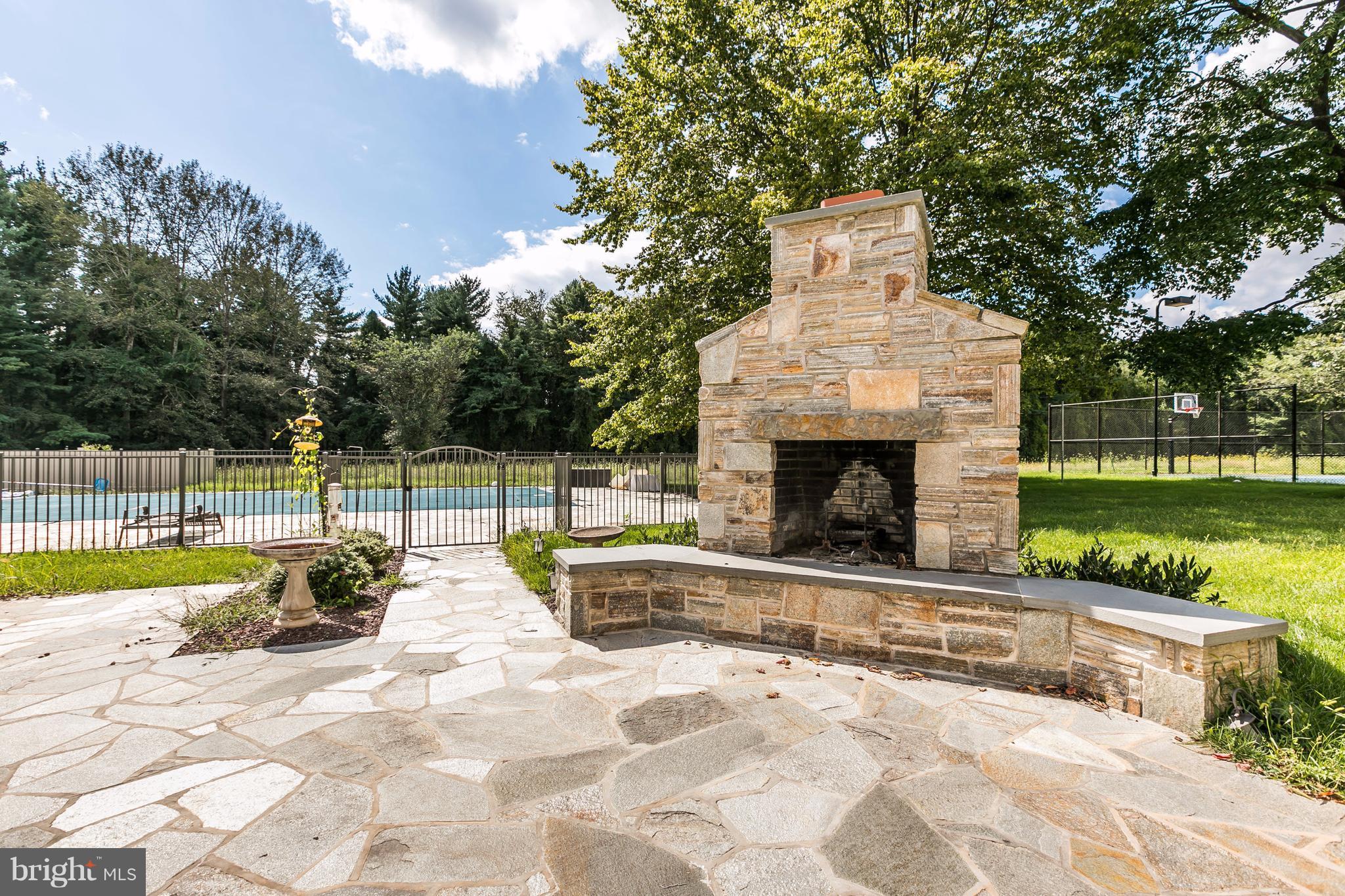 GREENSPRING - Residential