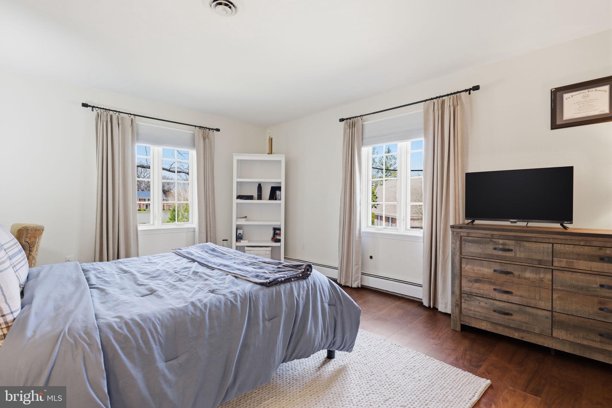 WYNNEWOOD - Residential