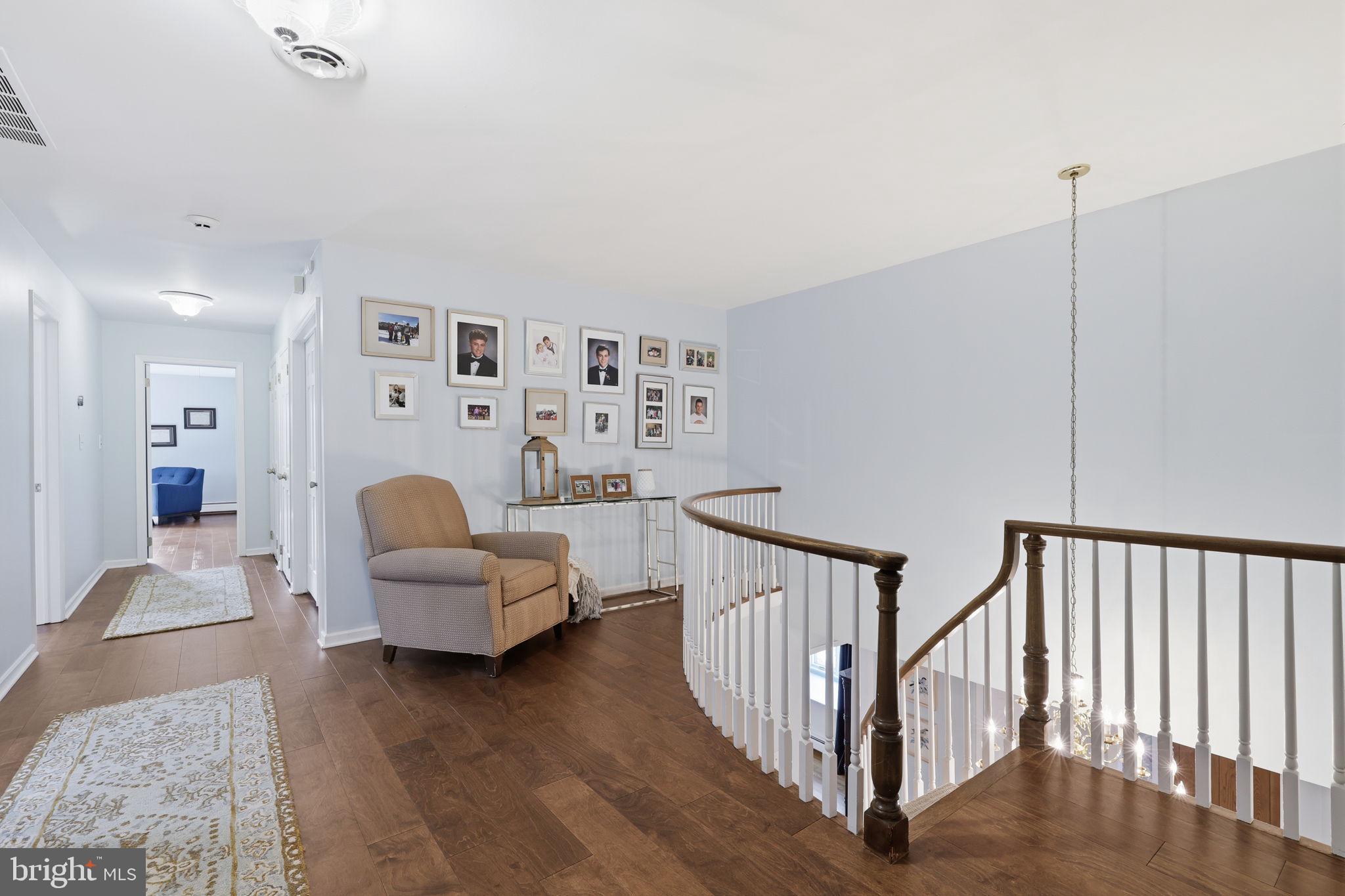 WYNNEWOOD - Residential