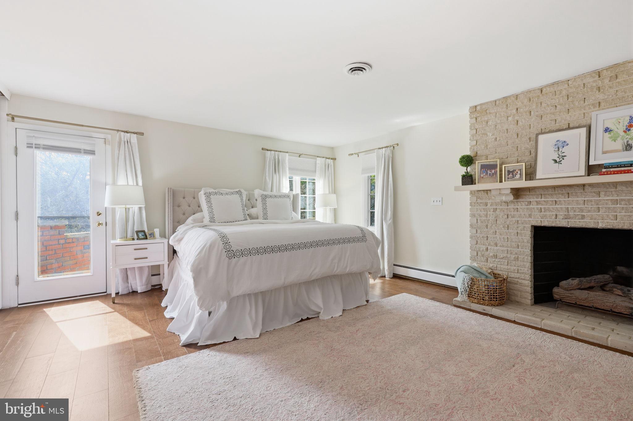 WYNNEWOOD - Residential