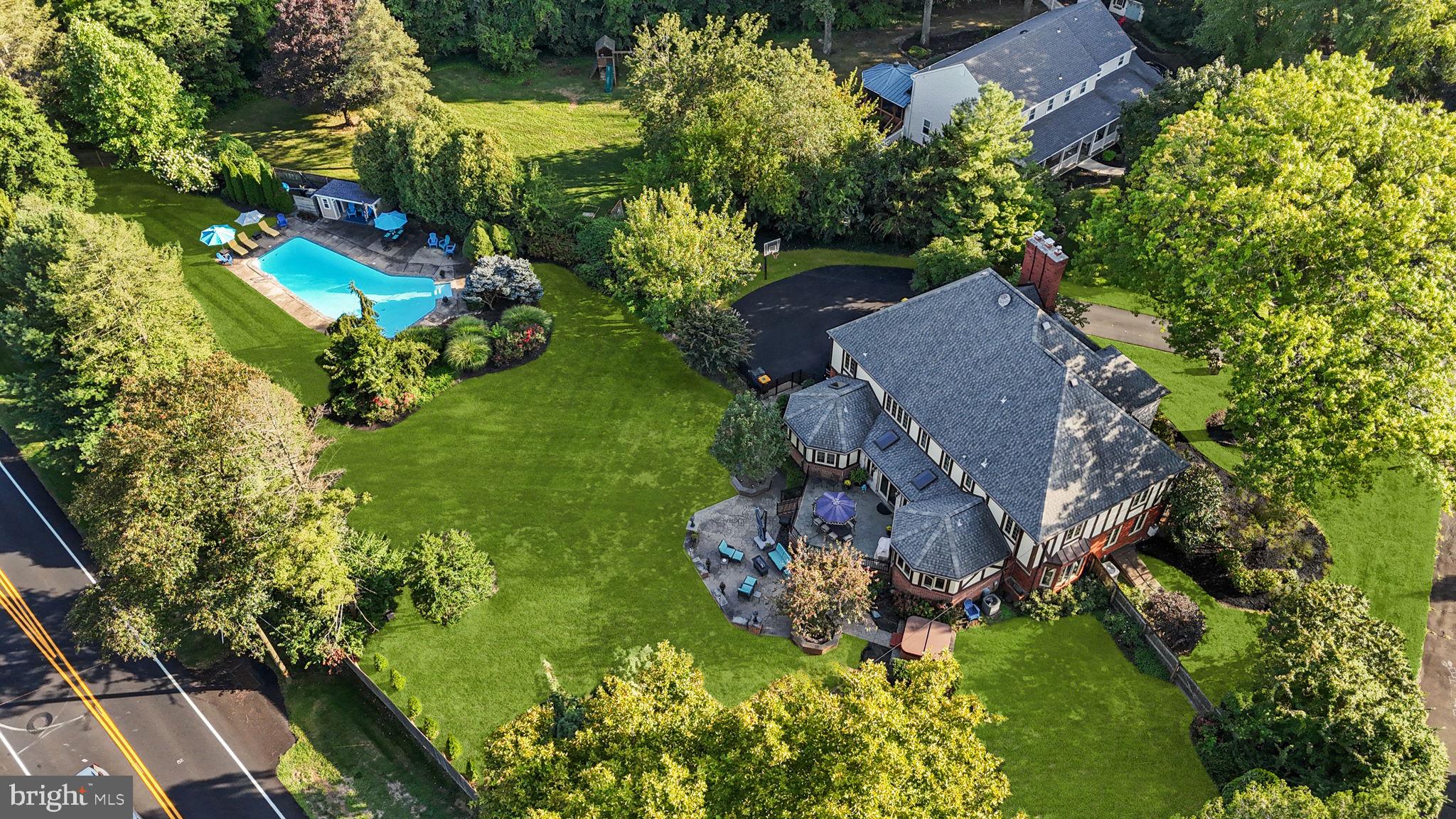 WYNNEWOOD - Residential