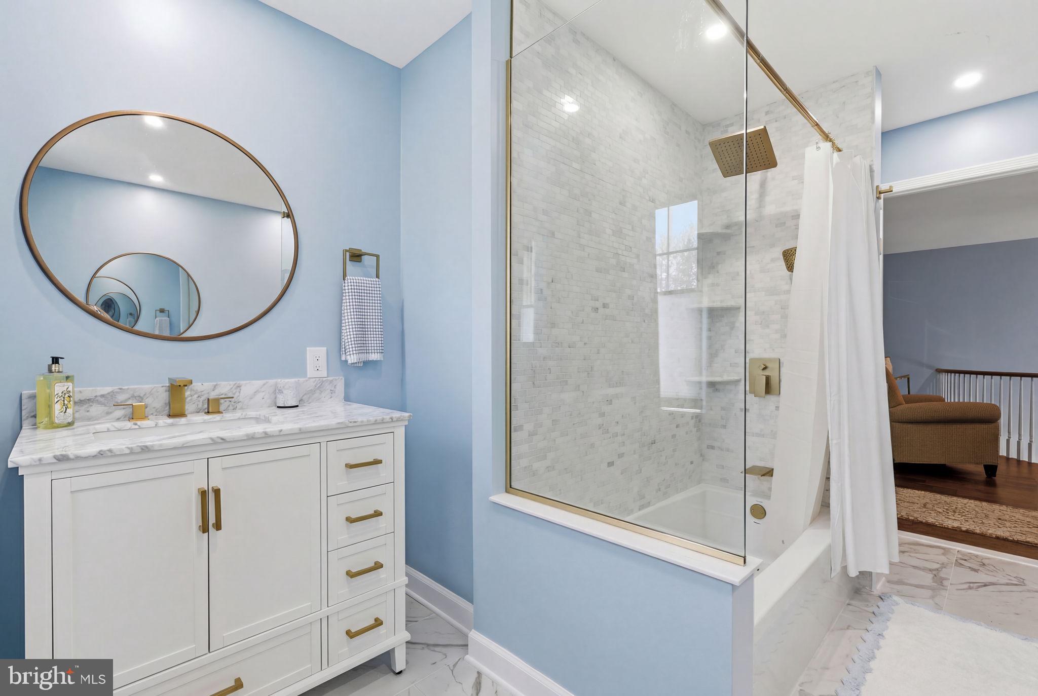 WYNNEWOOD - Residential