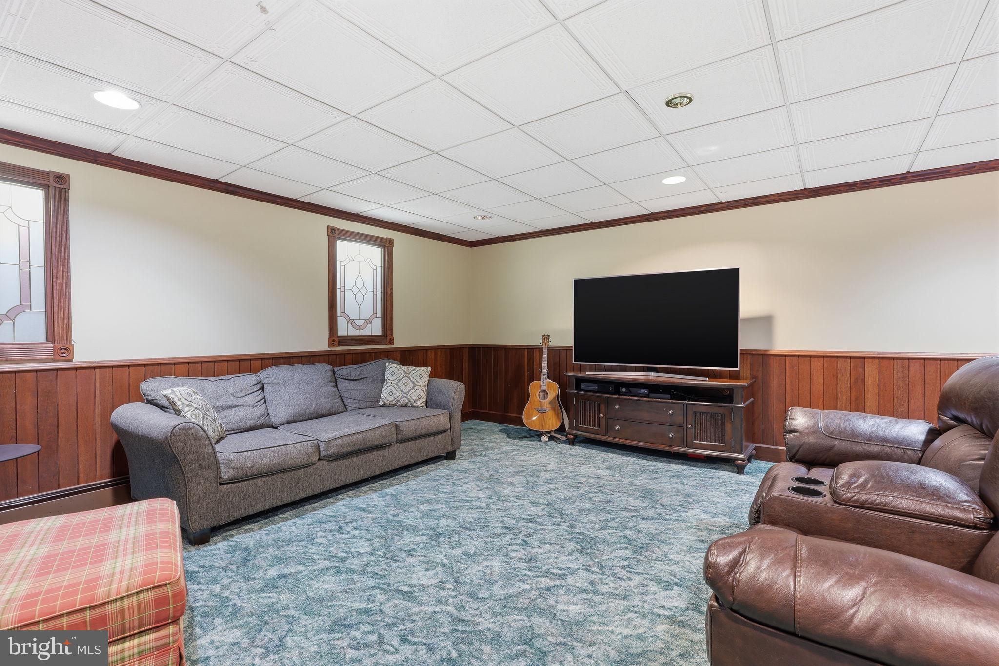 WYNNEWOOD - Residential