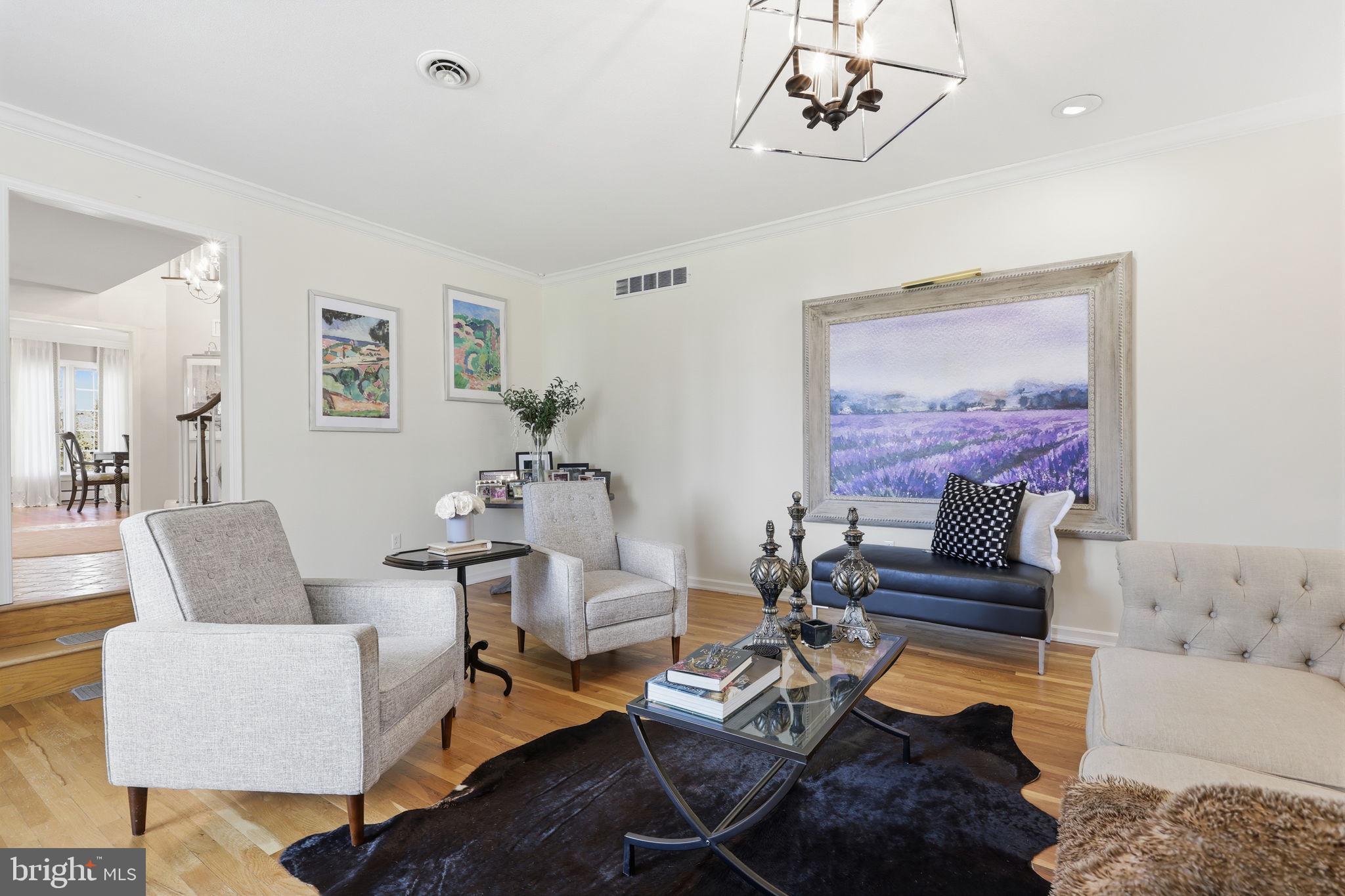 WYNNEWOOD - Residential