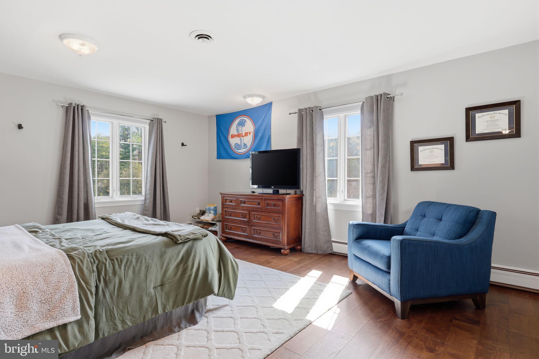 WYNNEWOOD - Residential