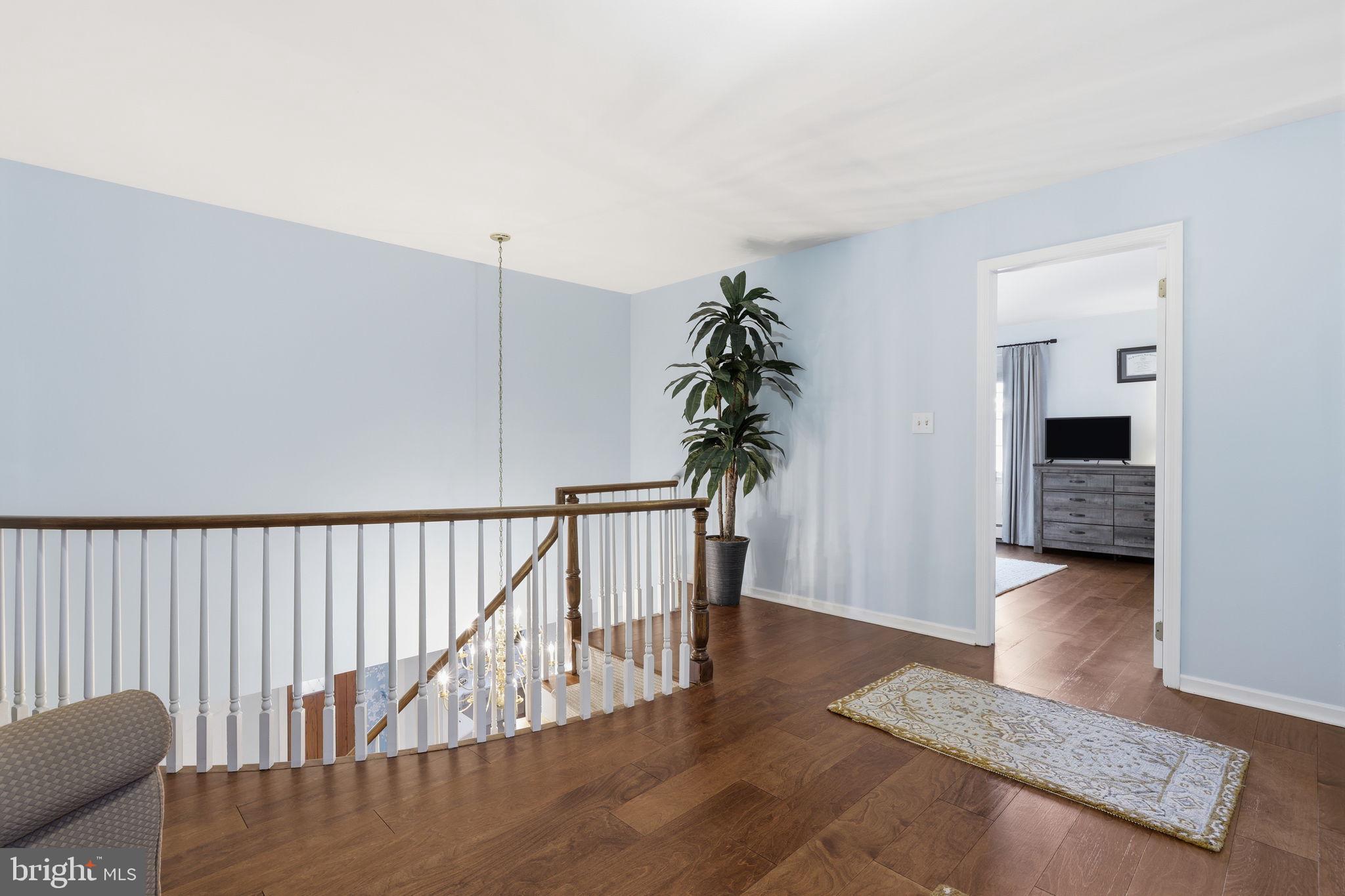 WYNNEWOOD - Residential