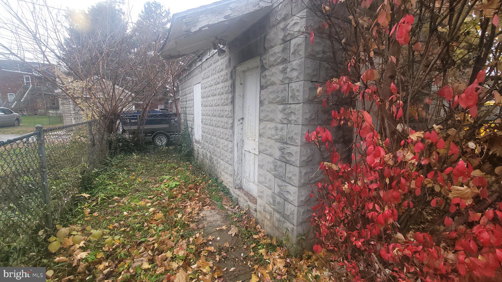 EAST YORK - Residential