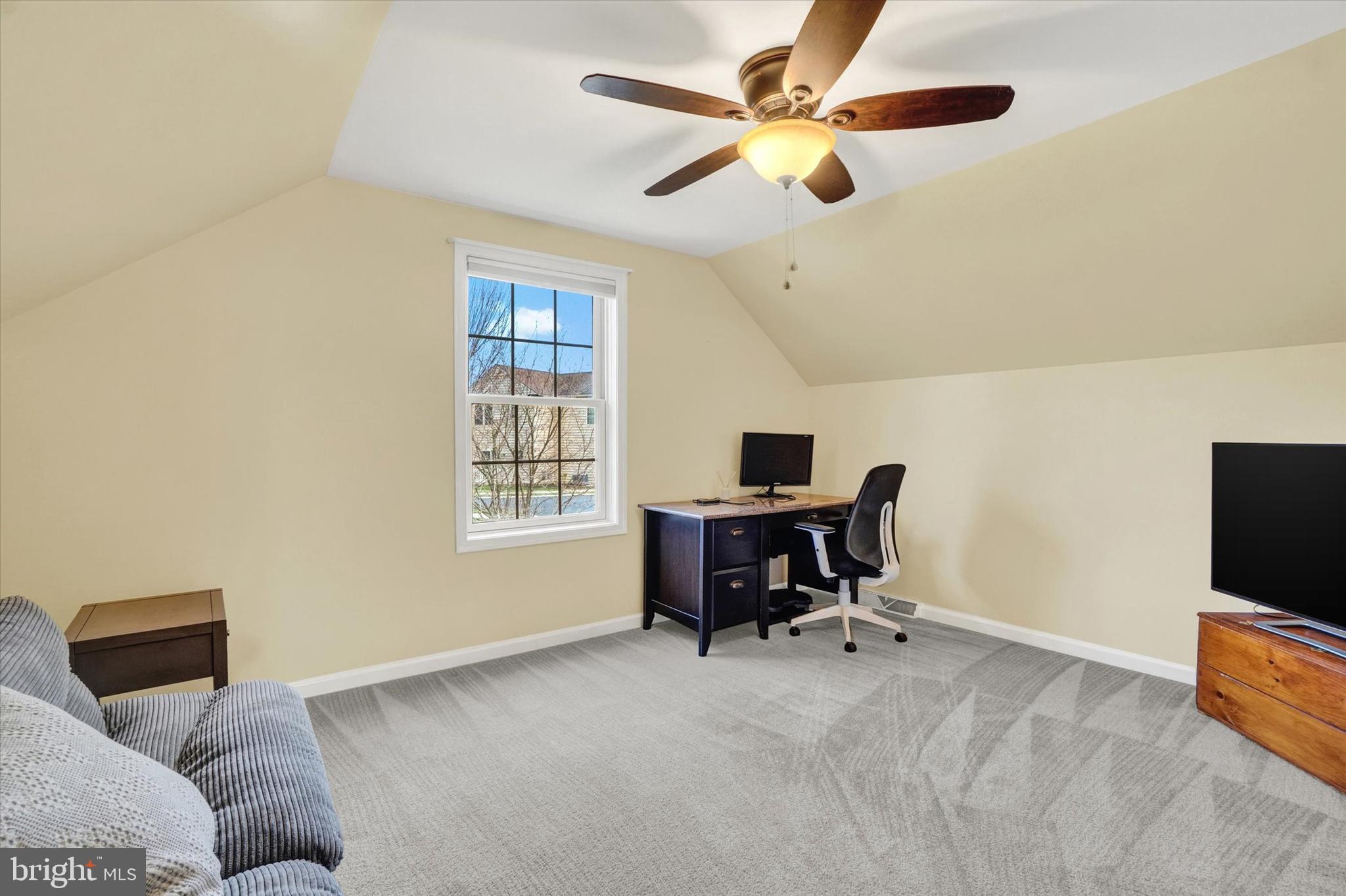 WILLOW CREEK/MT JOY - Residential