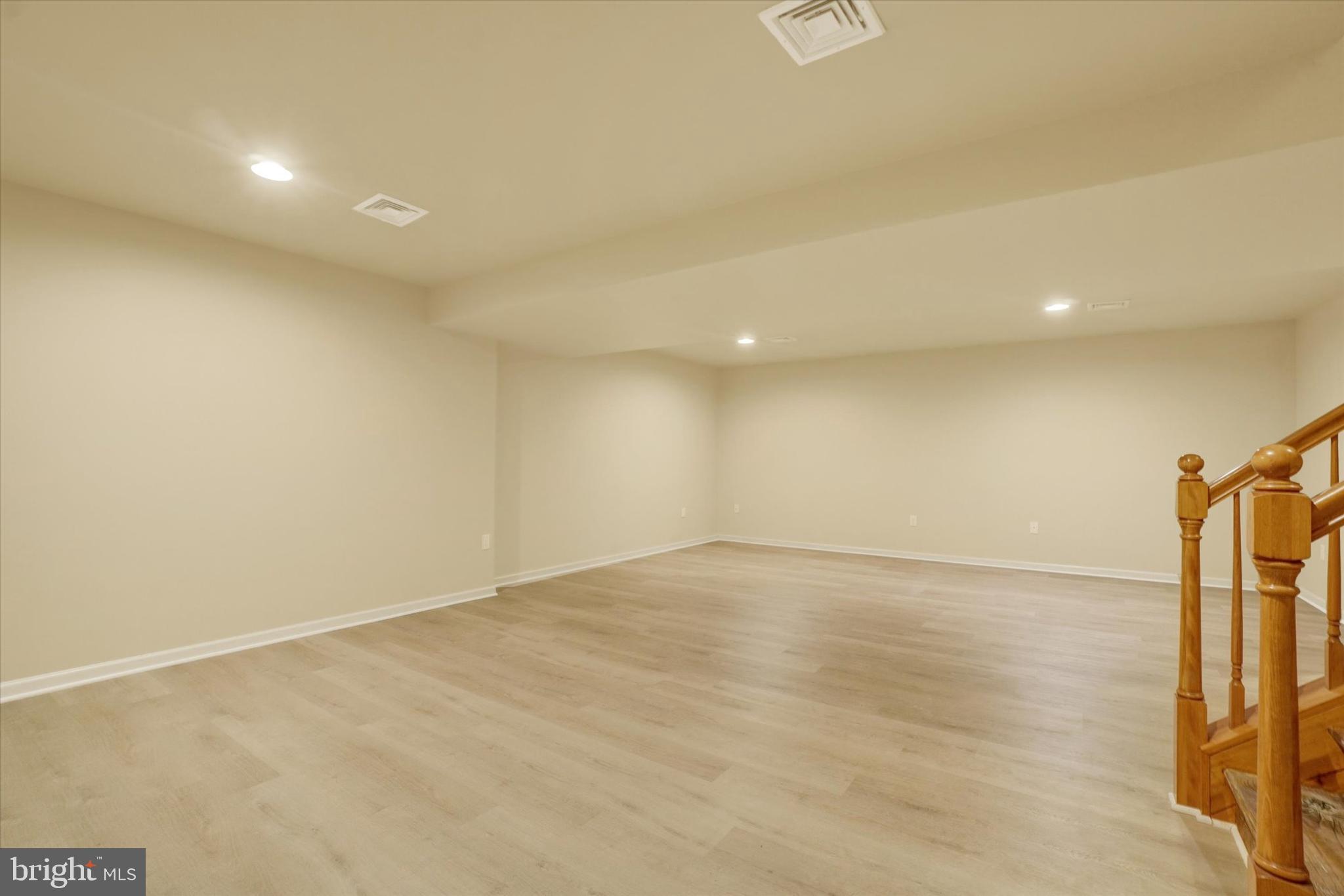 WILLOW CREEK/MT JOY - Residential