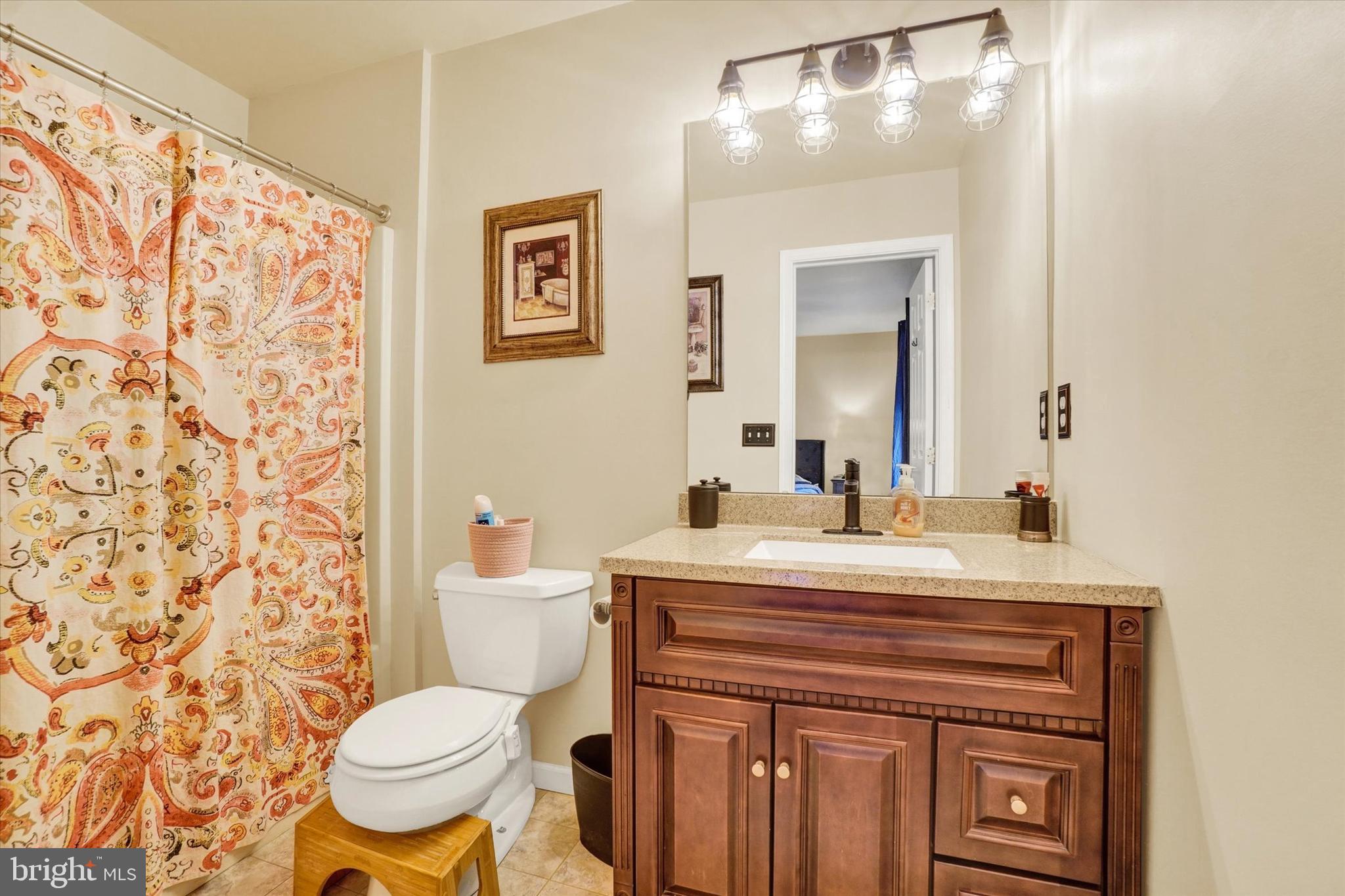 WILLOW CREEK/MT JOY - Residential