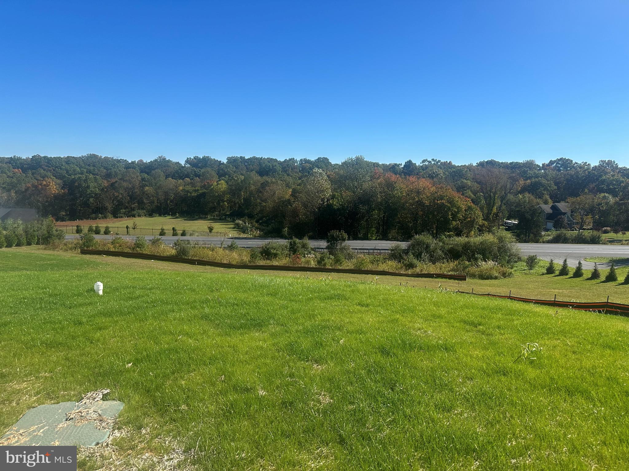 2527 FOURLEAF DRIVE