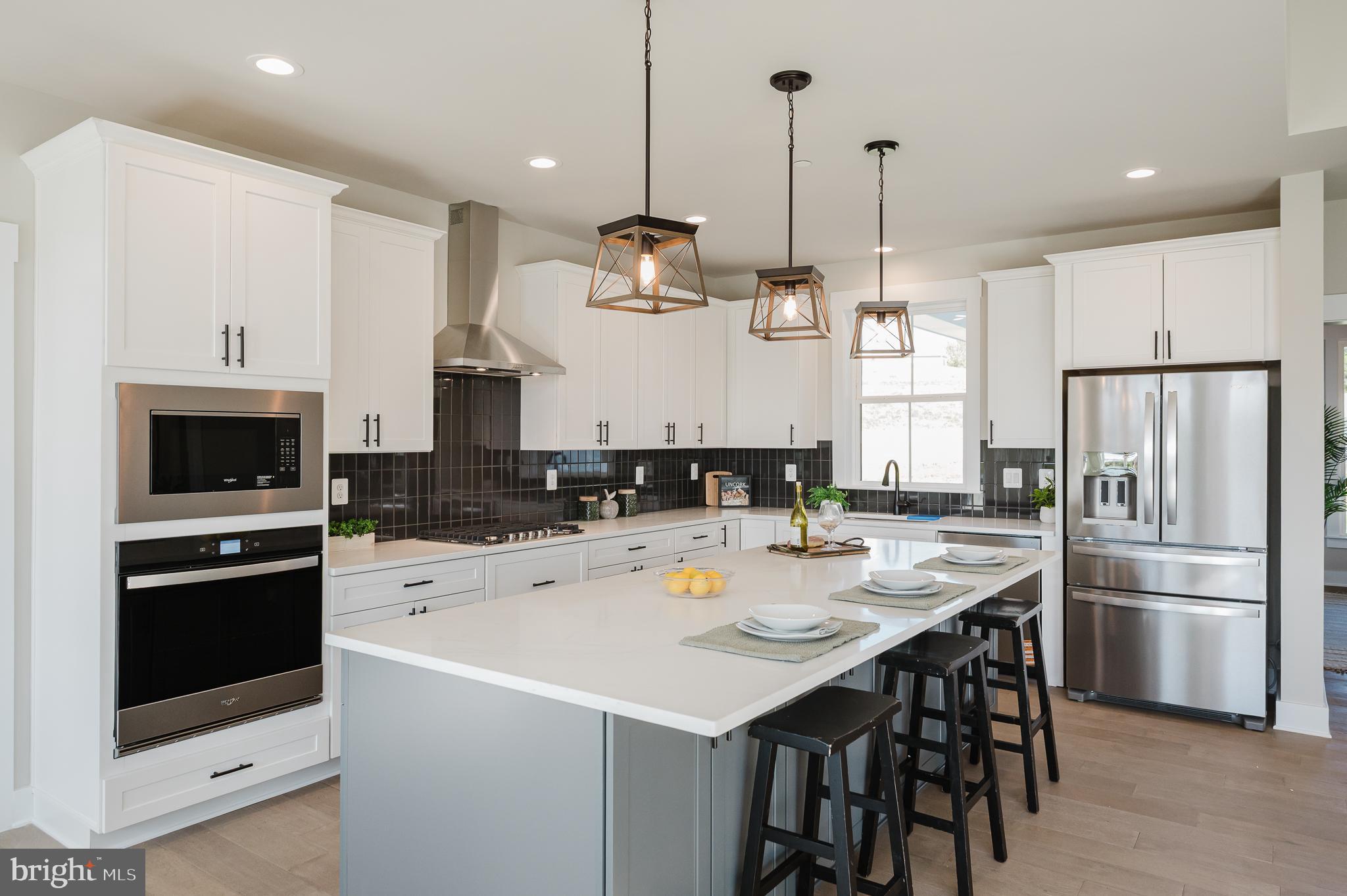 SHAMROCK ESTATES - Residential