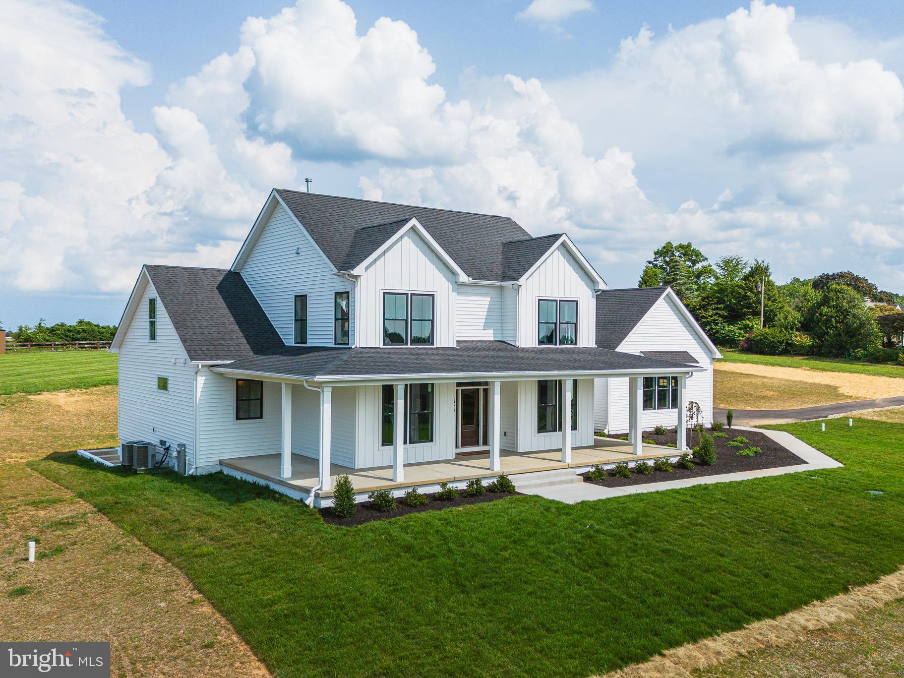 2527 FOURLEAF DRIVE