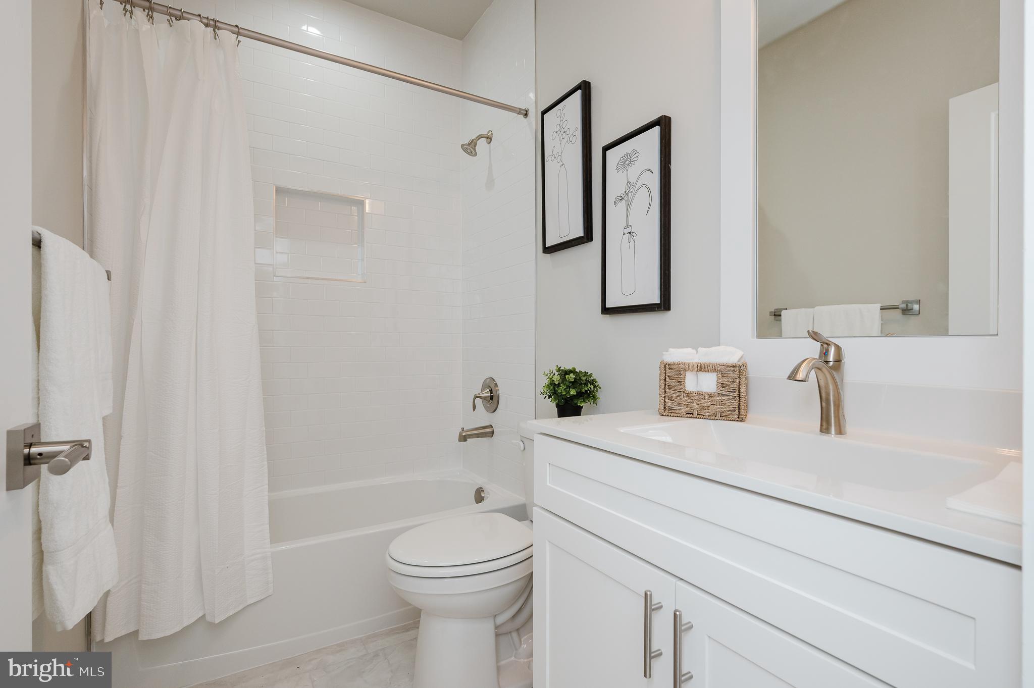 SHAMROCK ESTATES - Residential