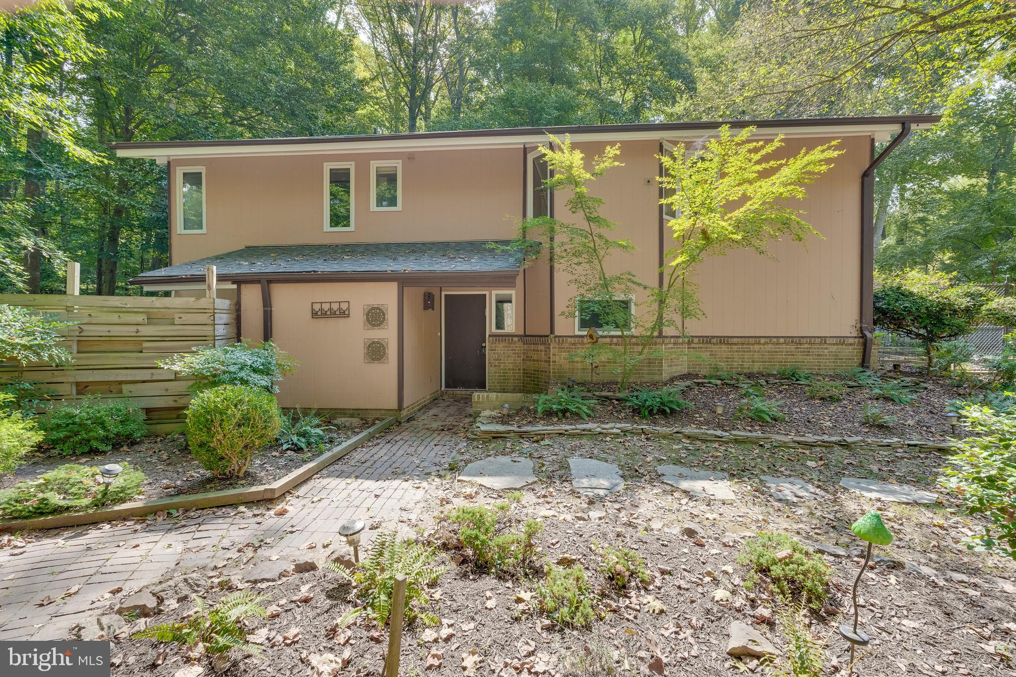 SPRINGBROOK FOREST - Residential